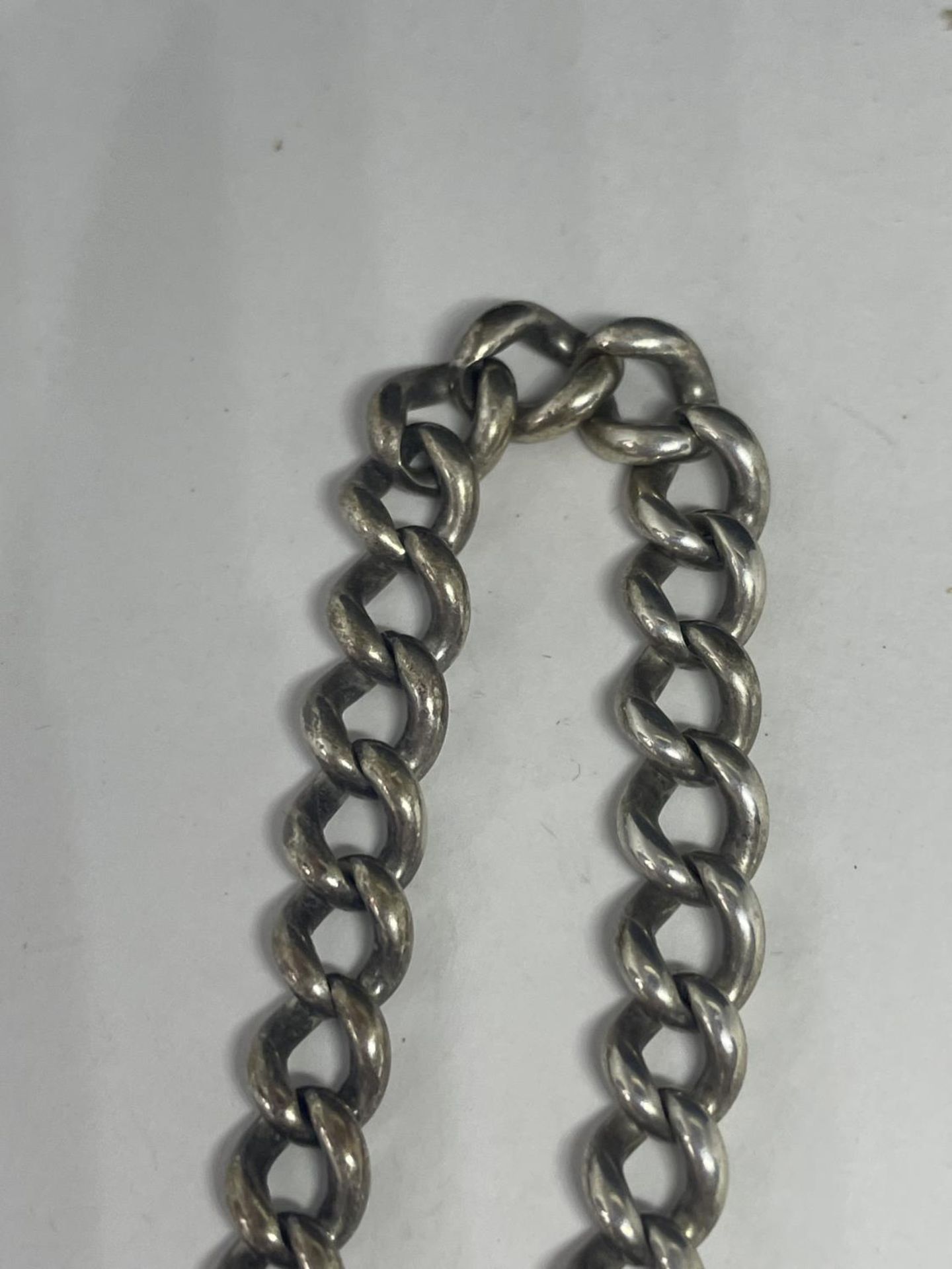 A SILVER DOUBLE ALBERT WRIST CHAIN - Image 2 of 3