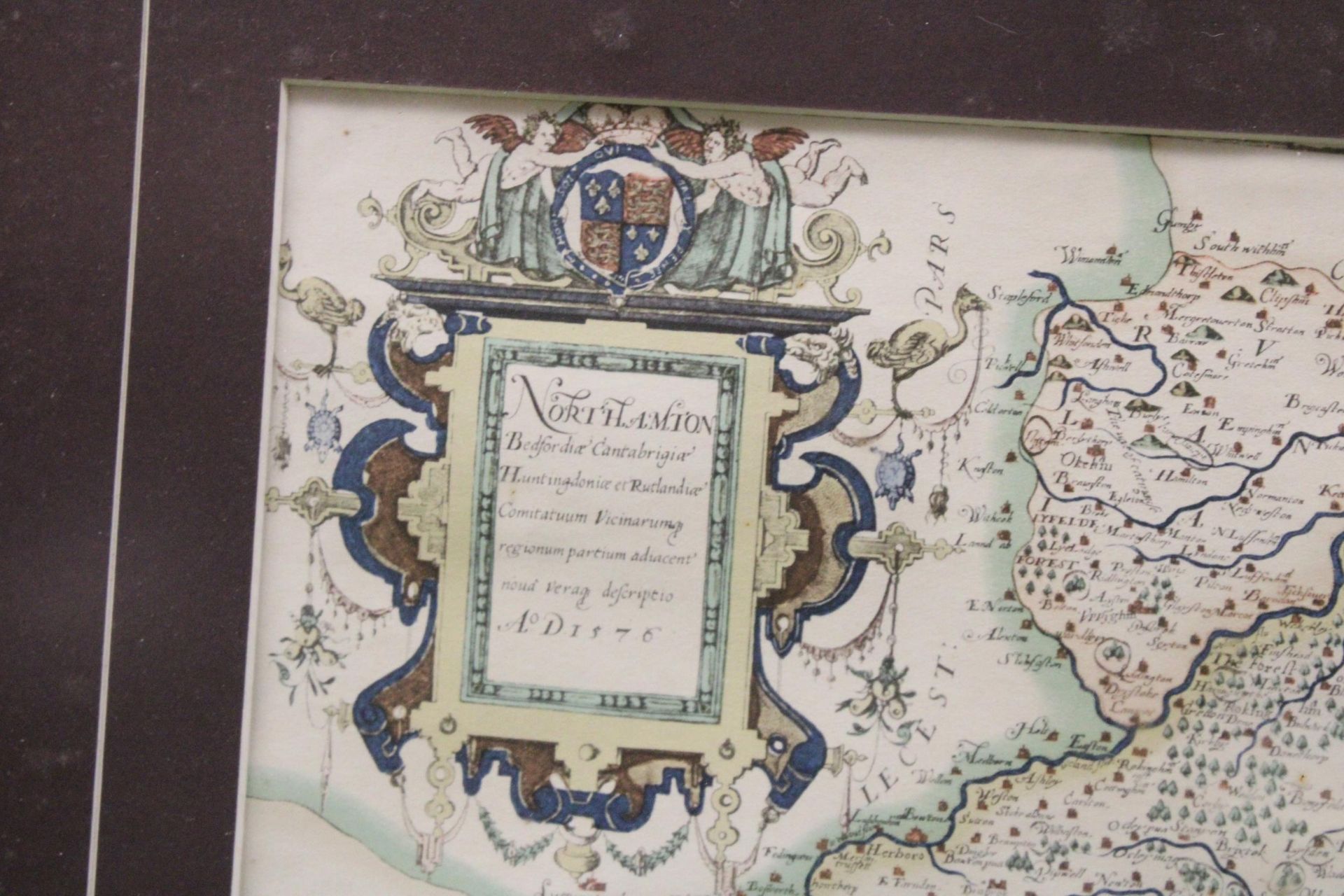 A FRAMED SAXONS MAP OF NORTHAMPTONSSHIRE, BEDFORDSHIRE, CAMBRIDGESHIRE, HUNTINGDONSHIRE AND RUTLAND, - Image 2 of 4