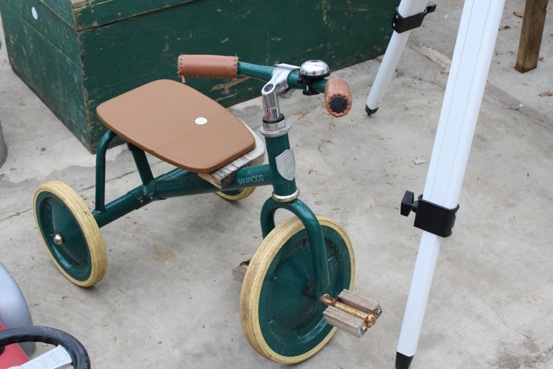 A RETRO CHILDS TRIKE AND A RIDE ALONG CAR - Image 2 of 4