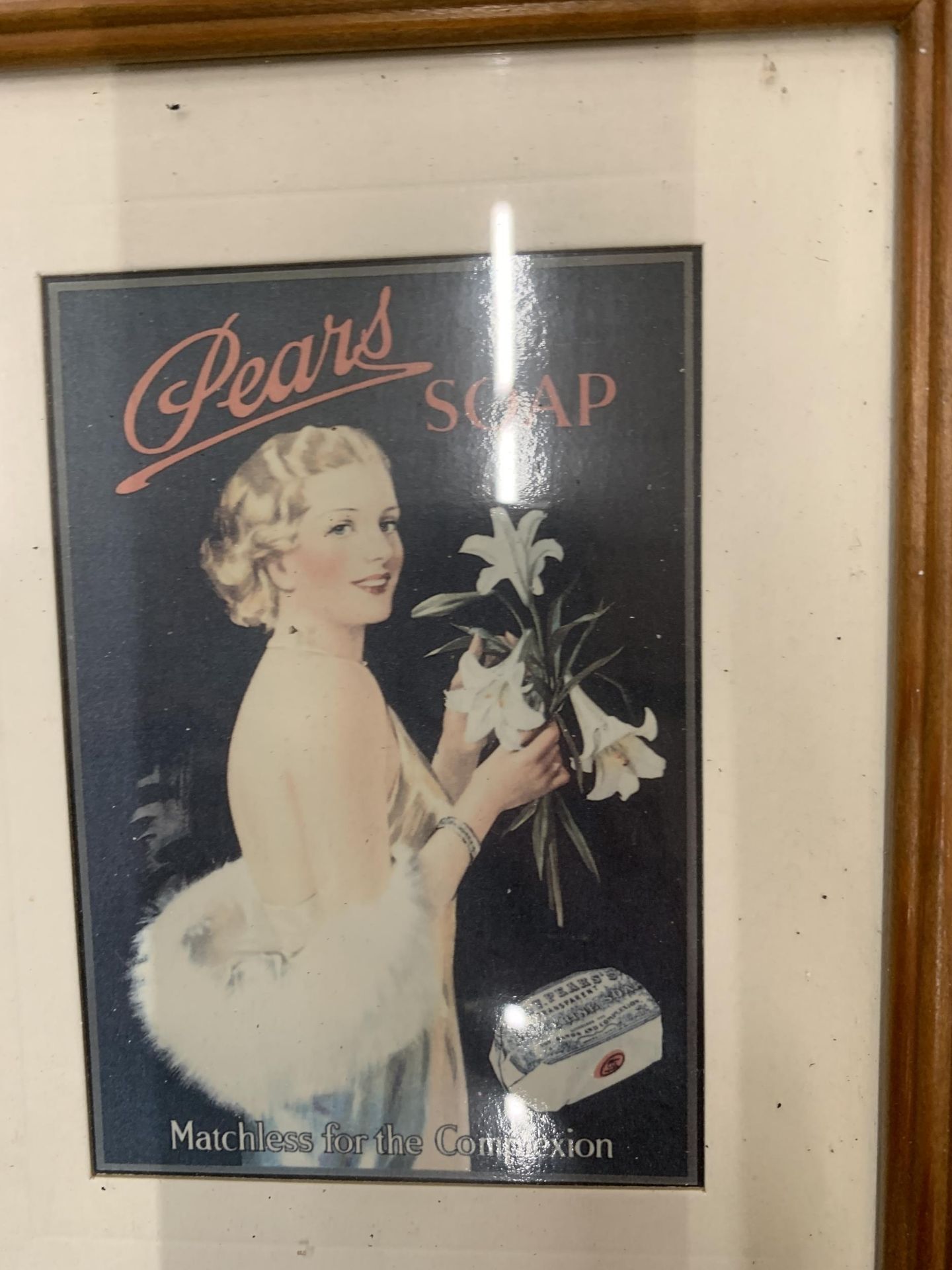 SIX FRAMED VINTAGE ADVERTISING SOAP PICTURES TO INCLUDE LIFEBUDY SOAP, IVY SOAP, SUNLIGTH SOAP AND - Image 6 of 7