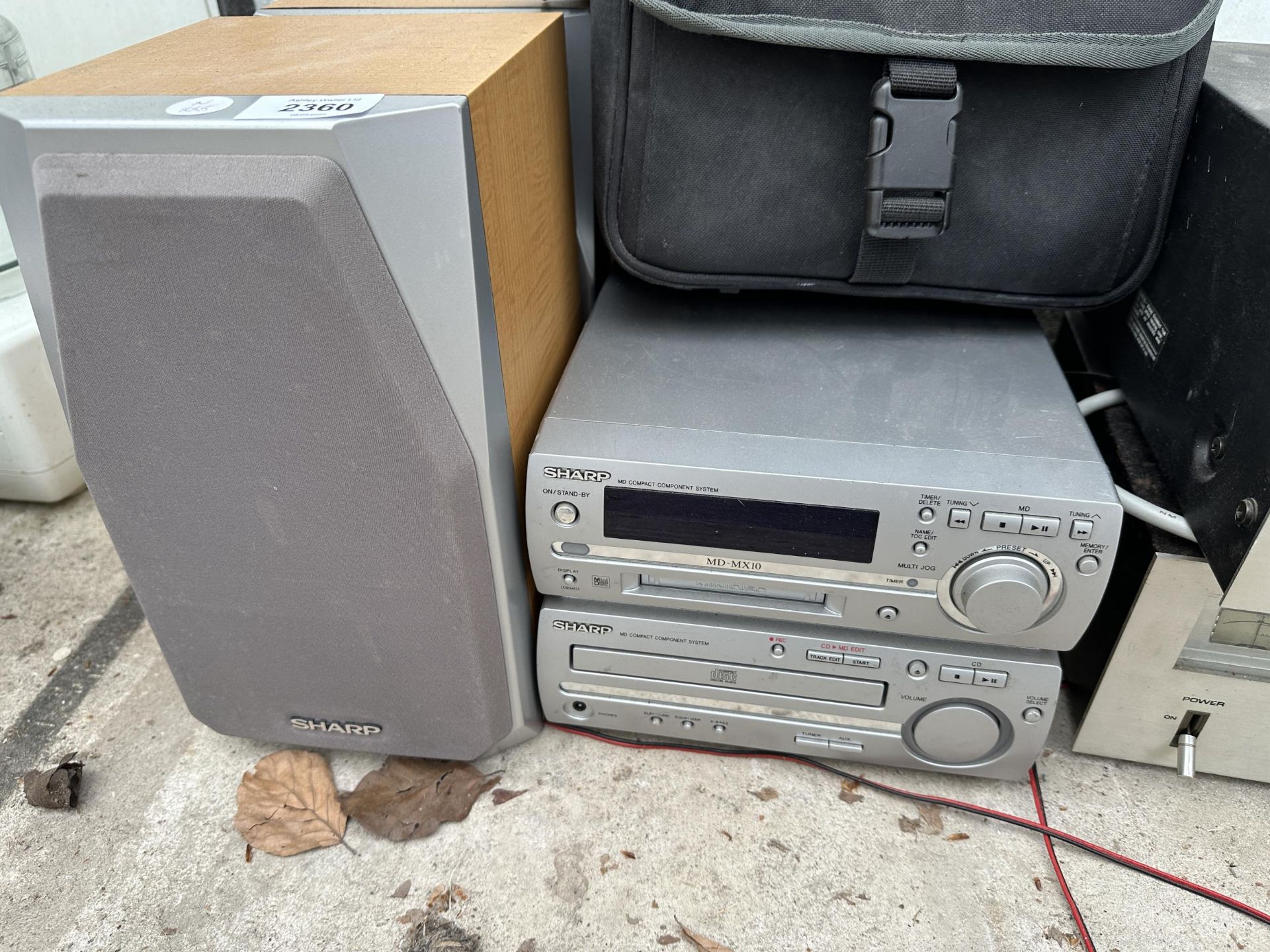 AN ASSORTMENTMOF ITEMS TO INCLUDE A CANON CAMERA, AN HITACHI STEREO TUNER AND A PIONEER STEREO TUNER - Image 4 of 4