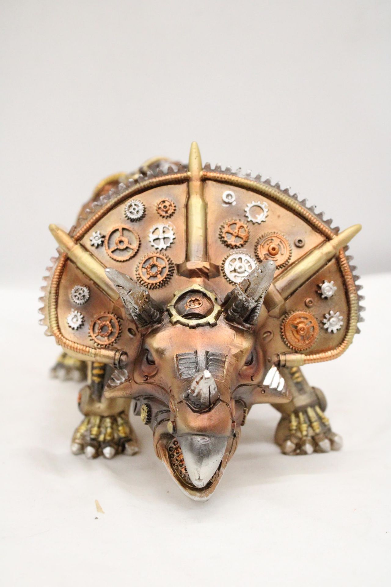 A MECHANICAL STYLE TRICERATOPS - Image 2 of 5