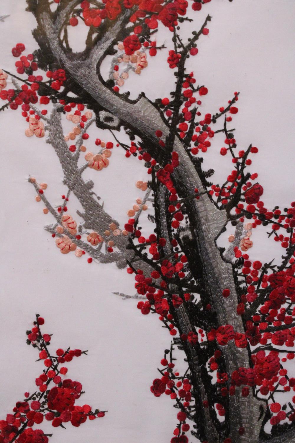 A JAPANESE EMBROIDERY OF CHERRY BLOSSOMS FRAMED AND GLAZED - 78 CM X 29 CM - Image 2 of 4