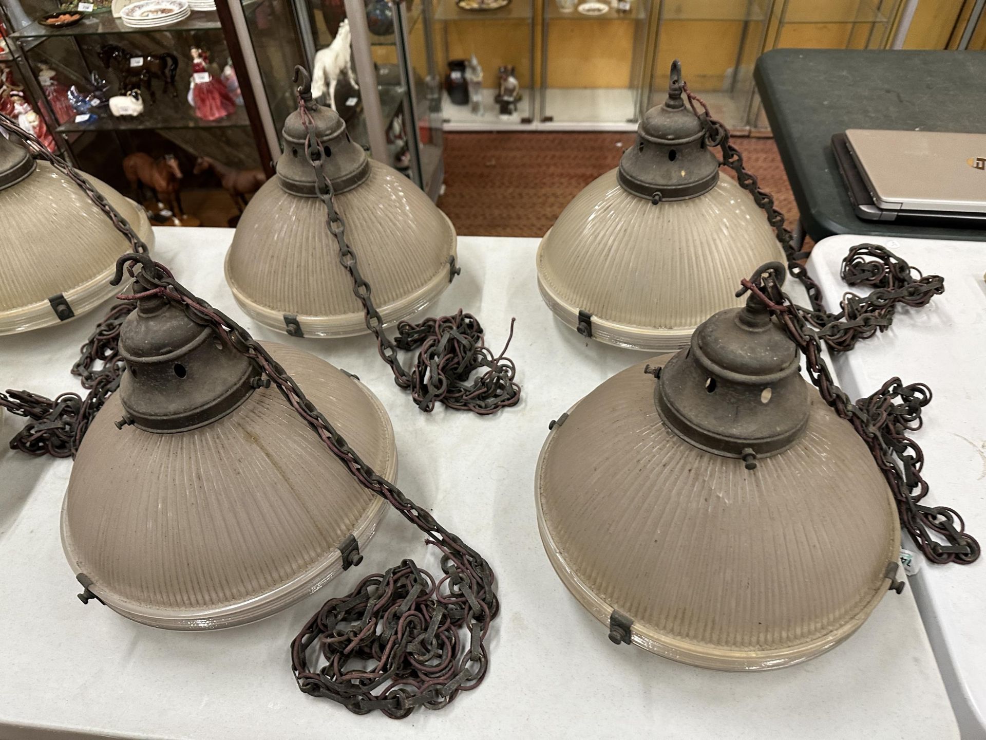A SET OF EIGHT VINTAGE HOLOPHANE 5 LAMPS WITH METAL FITTINGS AND CHAINS (ONE CHAIN AND FITTING - Image 2 of 14