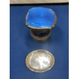 THREE SILVER ITEMS TO INCLUDE A BIRMINGHAM HALLMARKED AND ENAMELLED TRINKET LID, A LONDON HALLMARKED