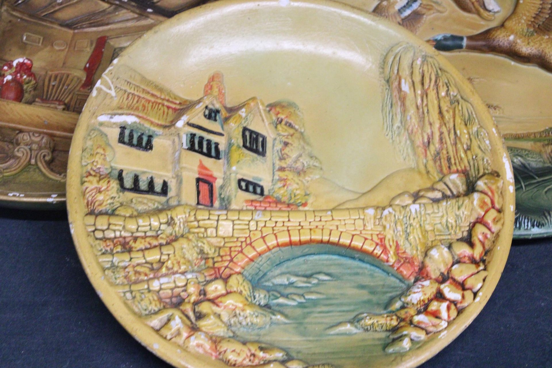 FIVE LARGE 3-D CHALKWARE VINTAGE PLATES WITH IMAGES OF HOUSES AND DUCKS - Image 2 of 6