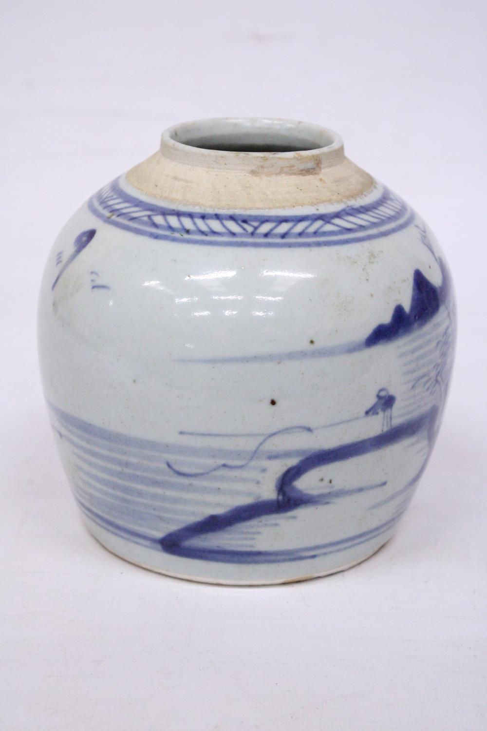 A 19TH CENTURY CHINESE WHITE WITH BLUE UNDERGLAZE GINGER JAR (NO LID) FISHERMAN SCENE - Image 4 of 5