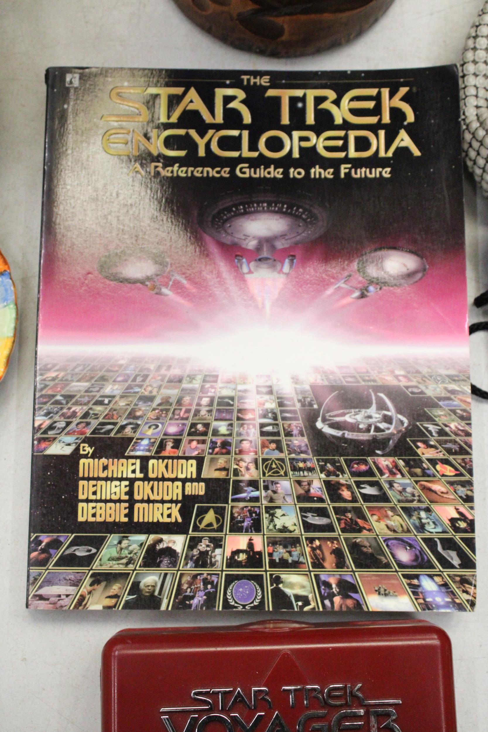 A LARGE STAR TREK ENCYCLOPEDIA AND SPECIAL PACK, SEASON 1, STAR TREK, VOYAGER DVD - Image 2 of 6