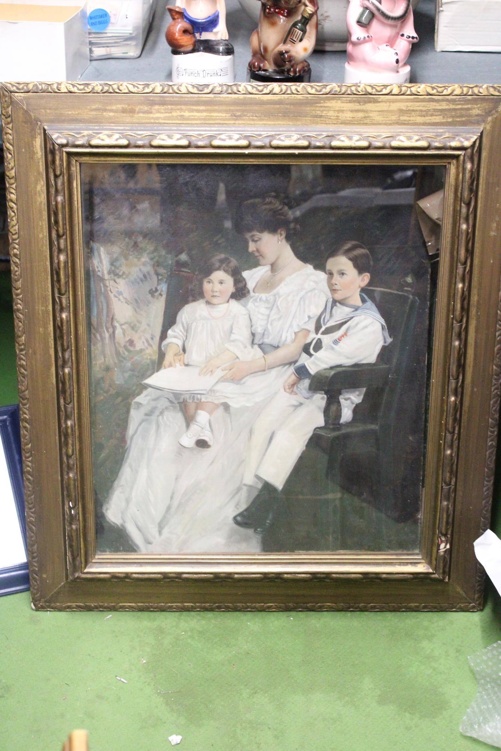LARGE FRAMED GREEK STYLE PRINT AND AN OIL ON CANVAS OF A MOTHER, DAUGHTER AND SON - Image 5 of 6