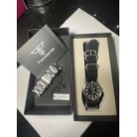 AN AS NEW AND BOXED TANDORIO WRIST WATCH WITH SPARE STRAP IN A PRESENTATION BOX SEEN WORKING BUT