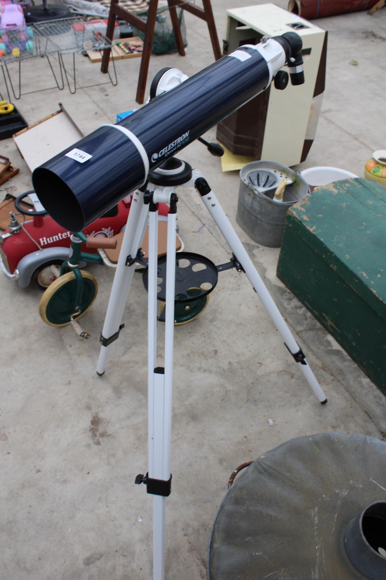 A CELESTRON OMNI AZ102 TELESCOPE WITH TRIPOD STAND - Image 2 of 3