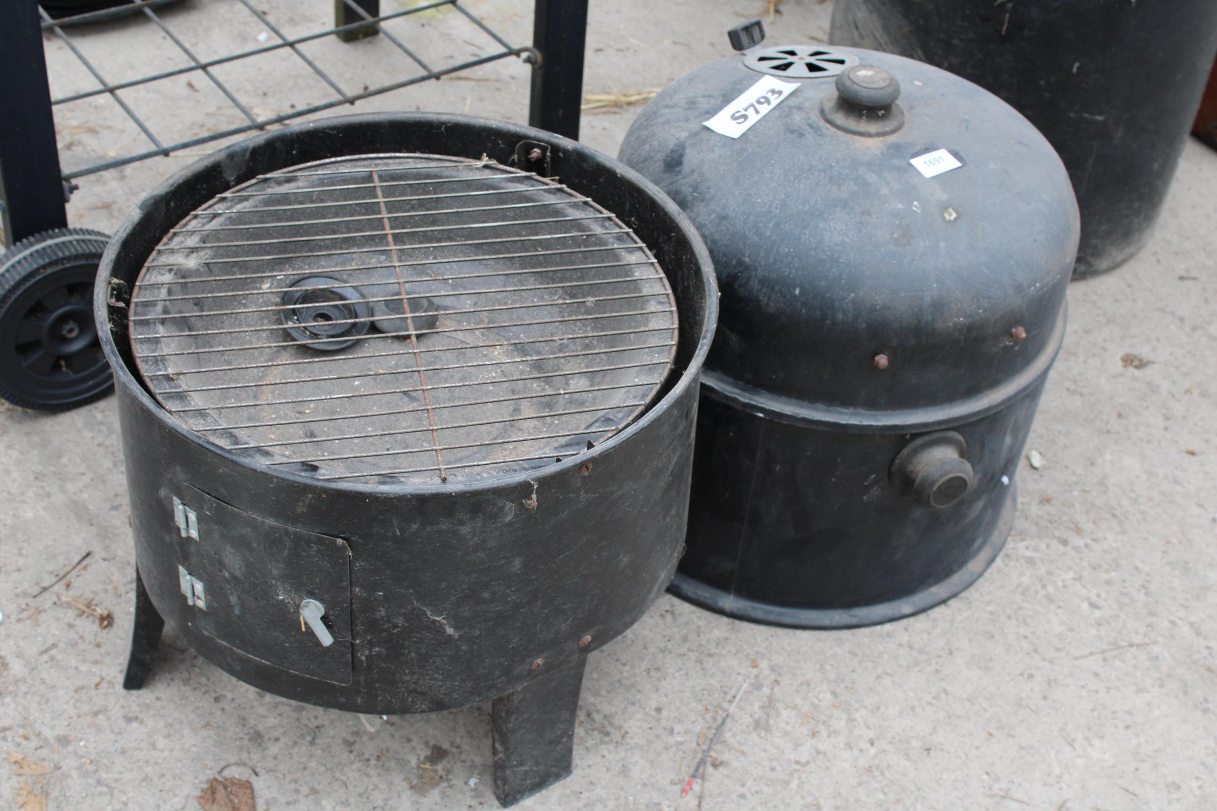 TWO CHARCOAL BBQS TO INCLUDE ONE WITH A TROLLEY - Image 2 of 2