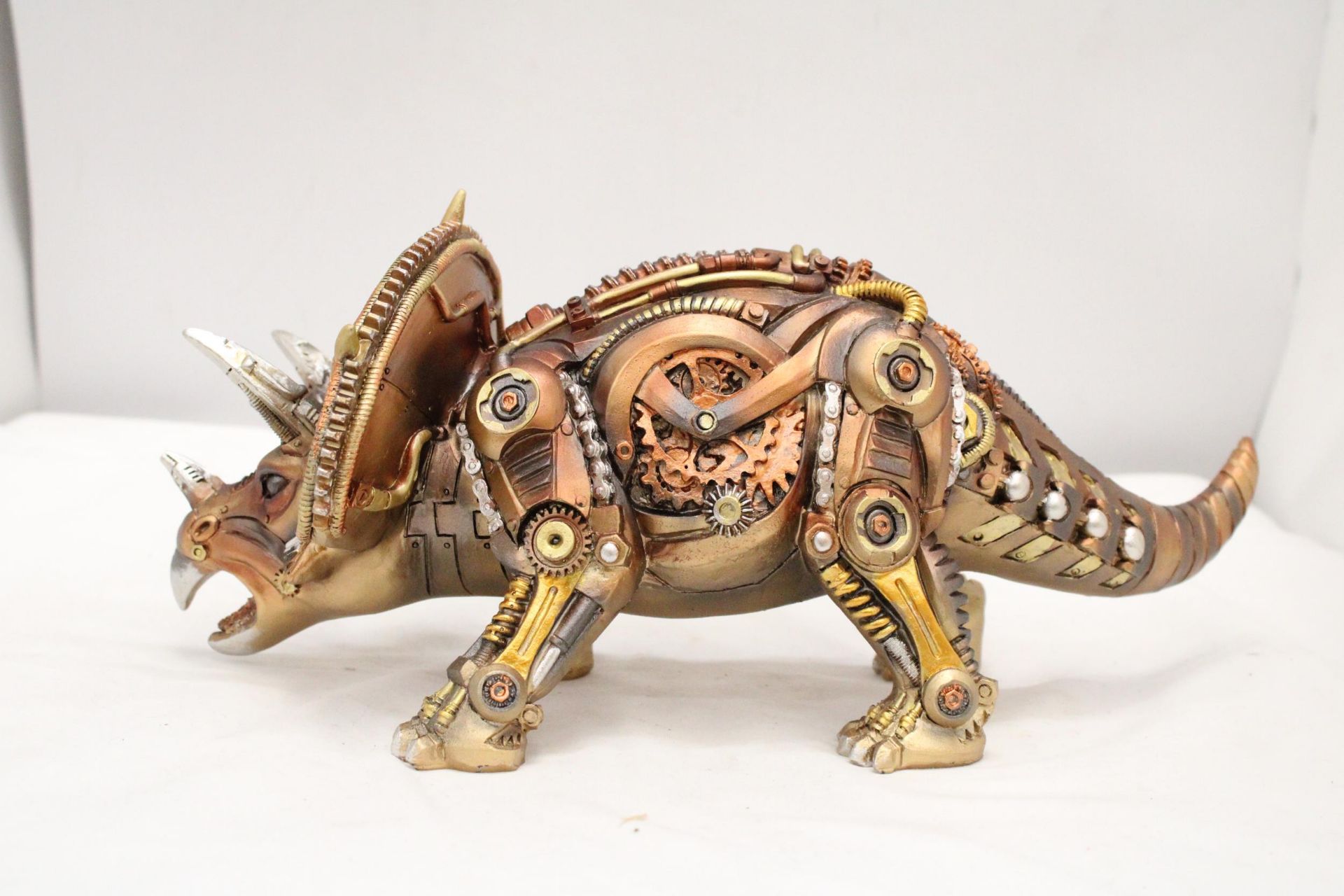 A MECHANICAL STYLE TRICERATOPS - Image 3 of 5