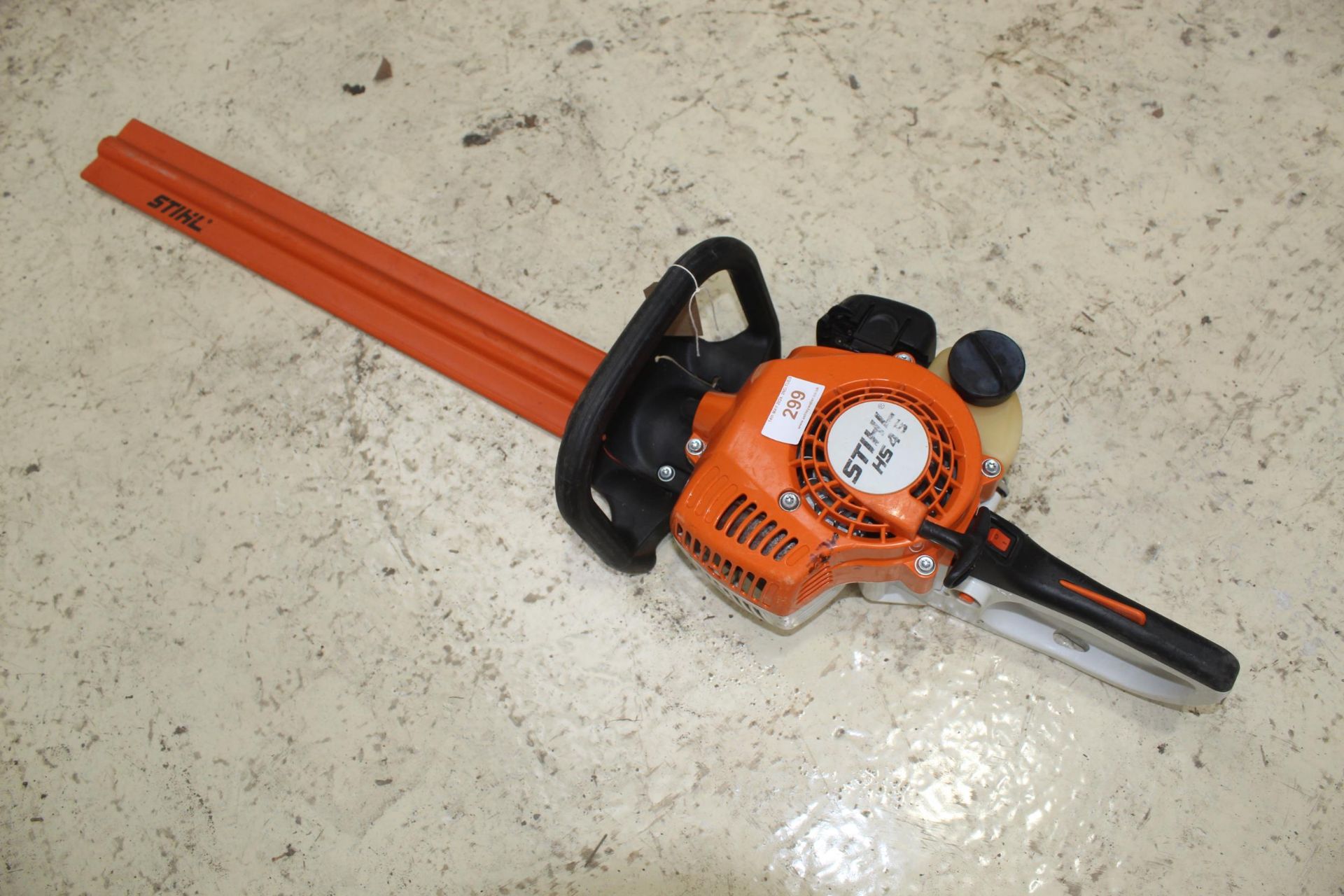 STIHL HS 45 HEDGE CUTTER IN GOOD WORKING ORDER NO VAT