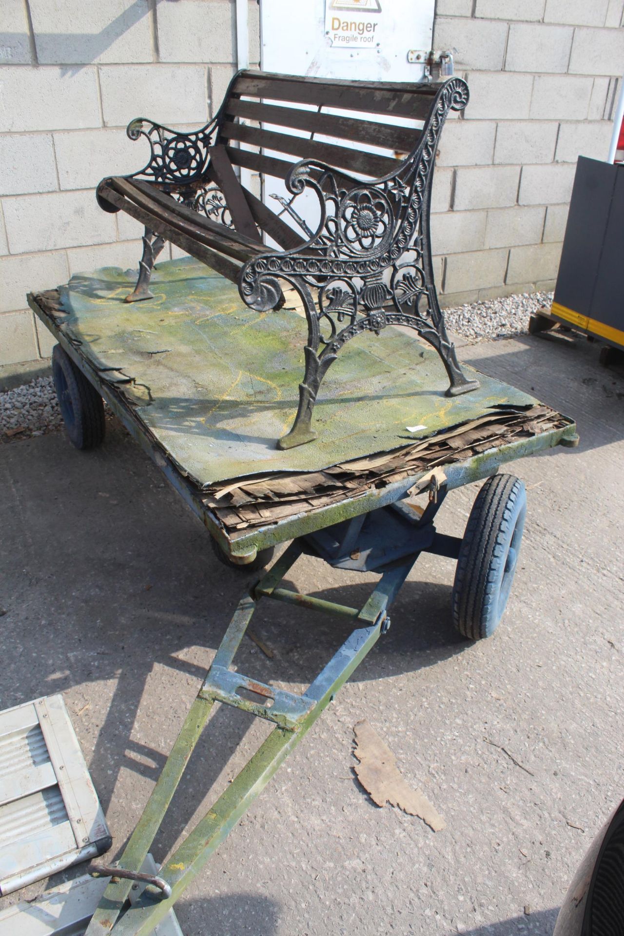 LORRY 4 WHEEL AND GARDEN BENCH NO VAT - Image 2 of 2