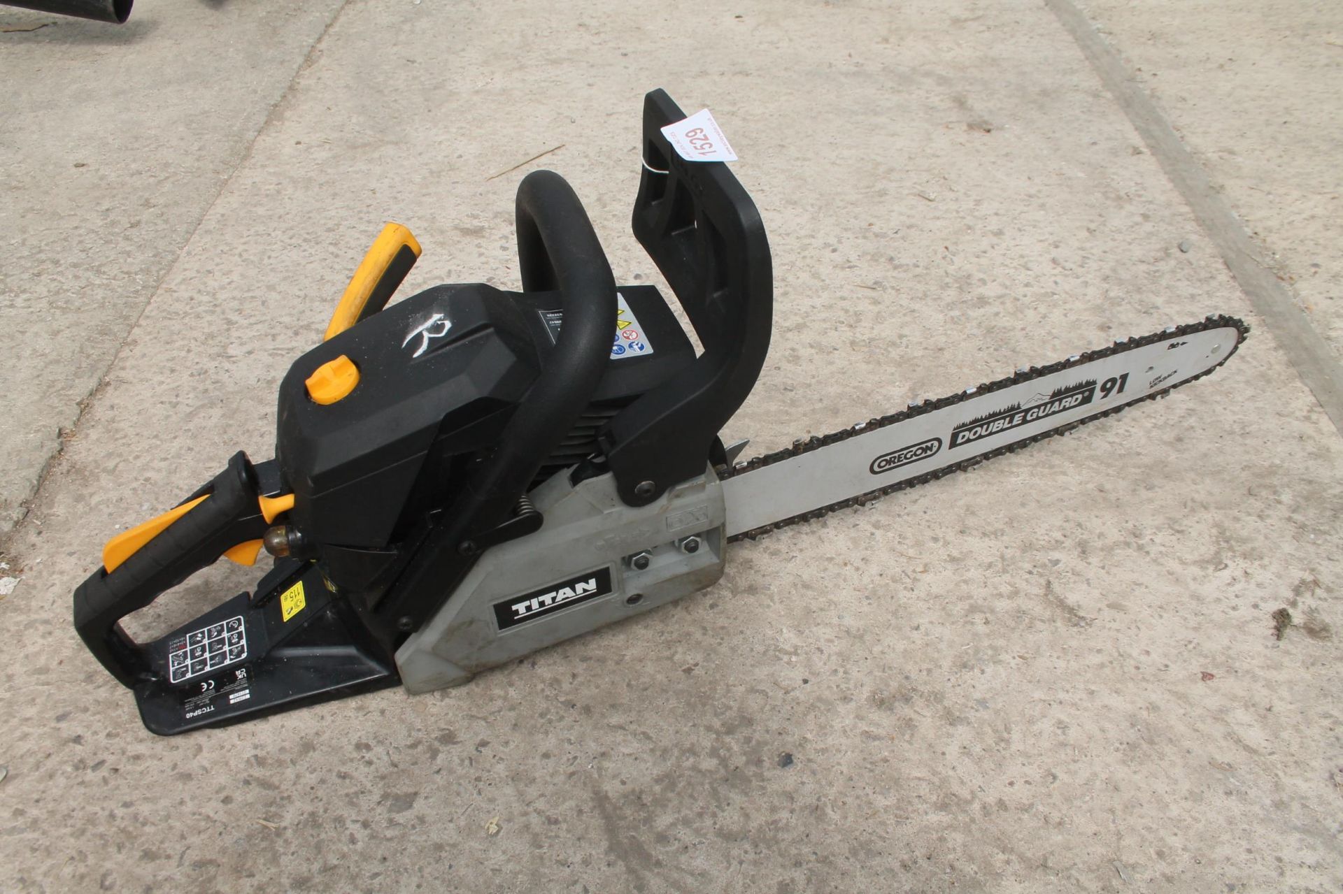 TITAN DOUBLE GUARD 91 CHAINSAW IN WORKING ORDER NO VAT - Image 2 of 2