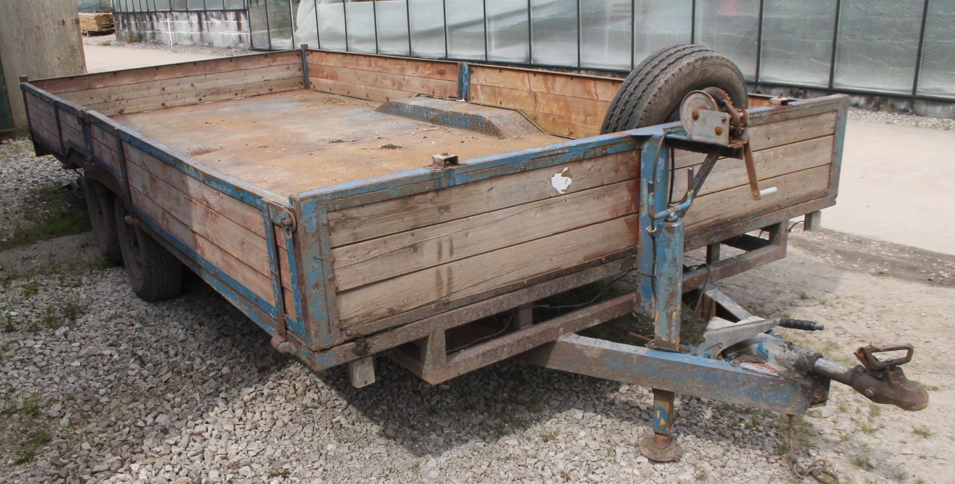 TWIN AXLE TRAILER 16' GOOD TYRES WORKING LIGHTS STEEL FLOOR + VAT - Image 3 of 4