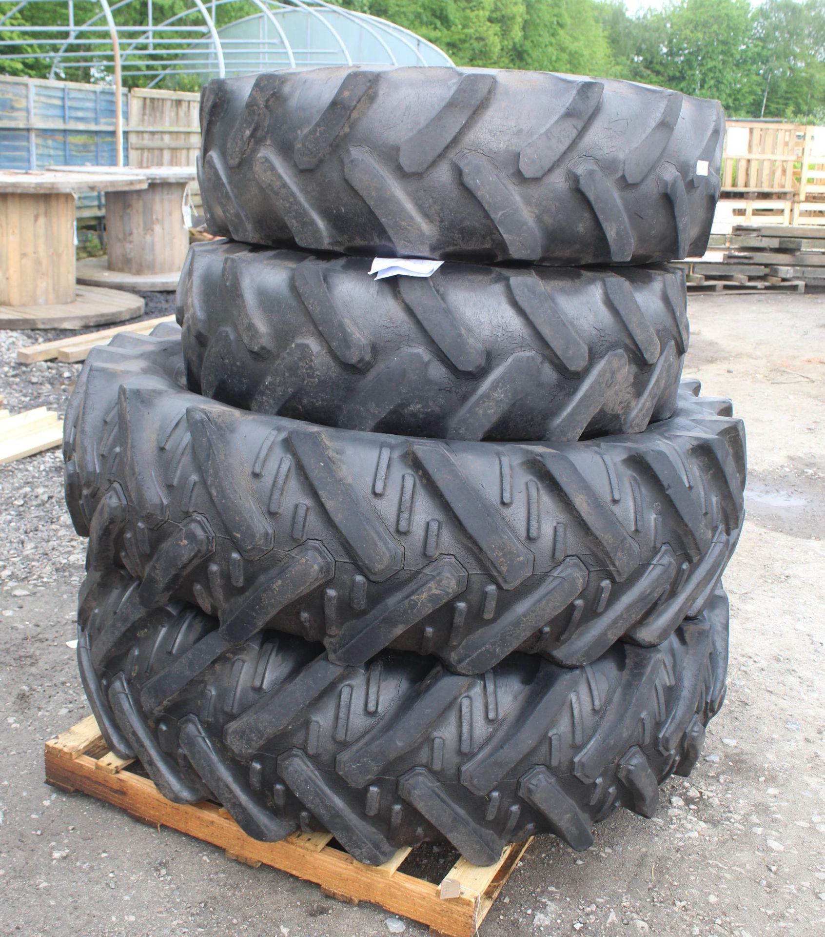 4 KLEBER RADIAL TYRES 16.9-R34 13.6-R24 + VAT - Image 2 of 2