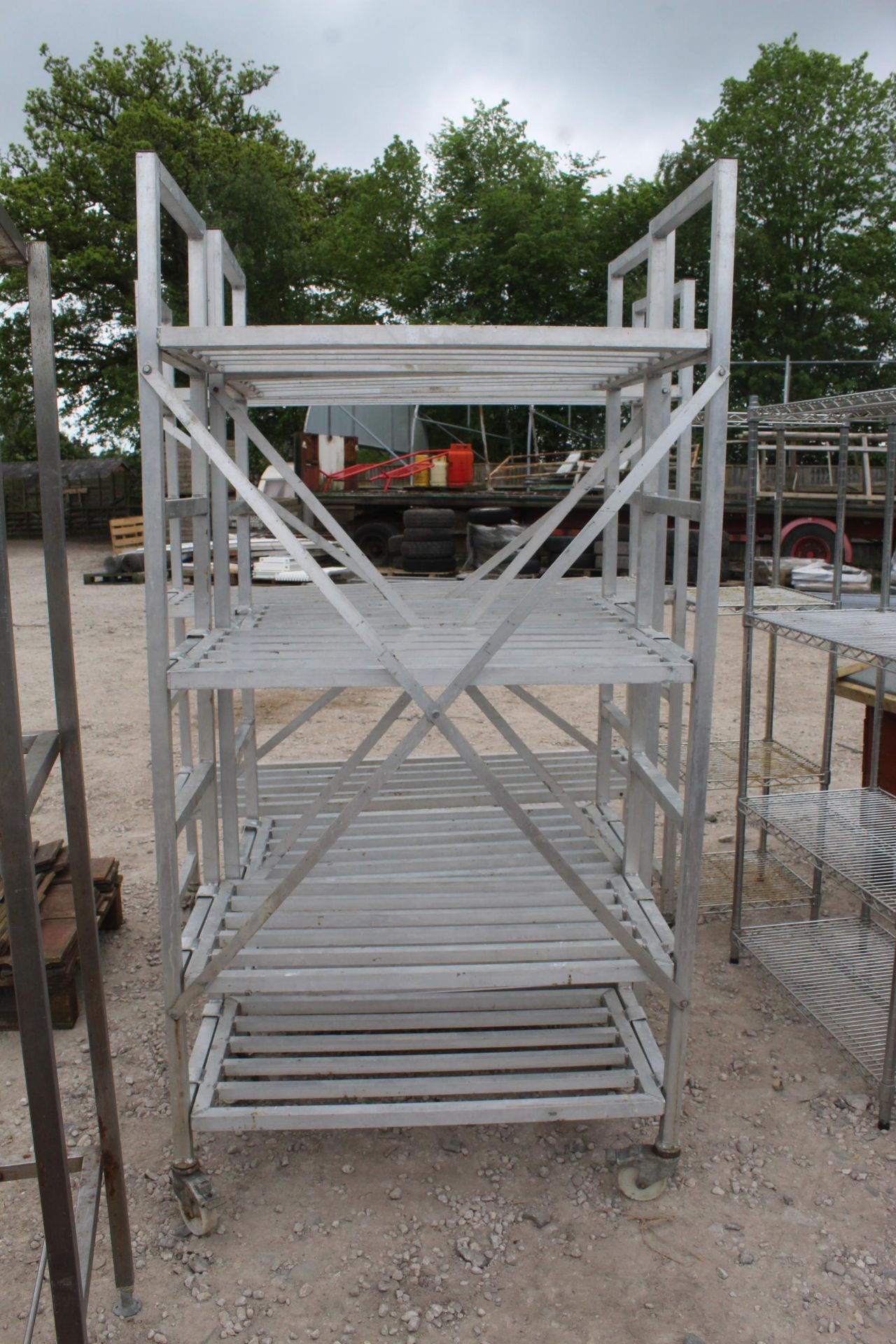 3 ALUMINIUM RACKS NO VAT - Image 2 of 2