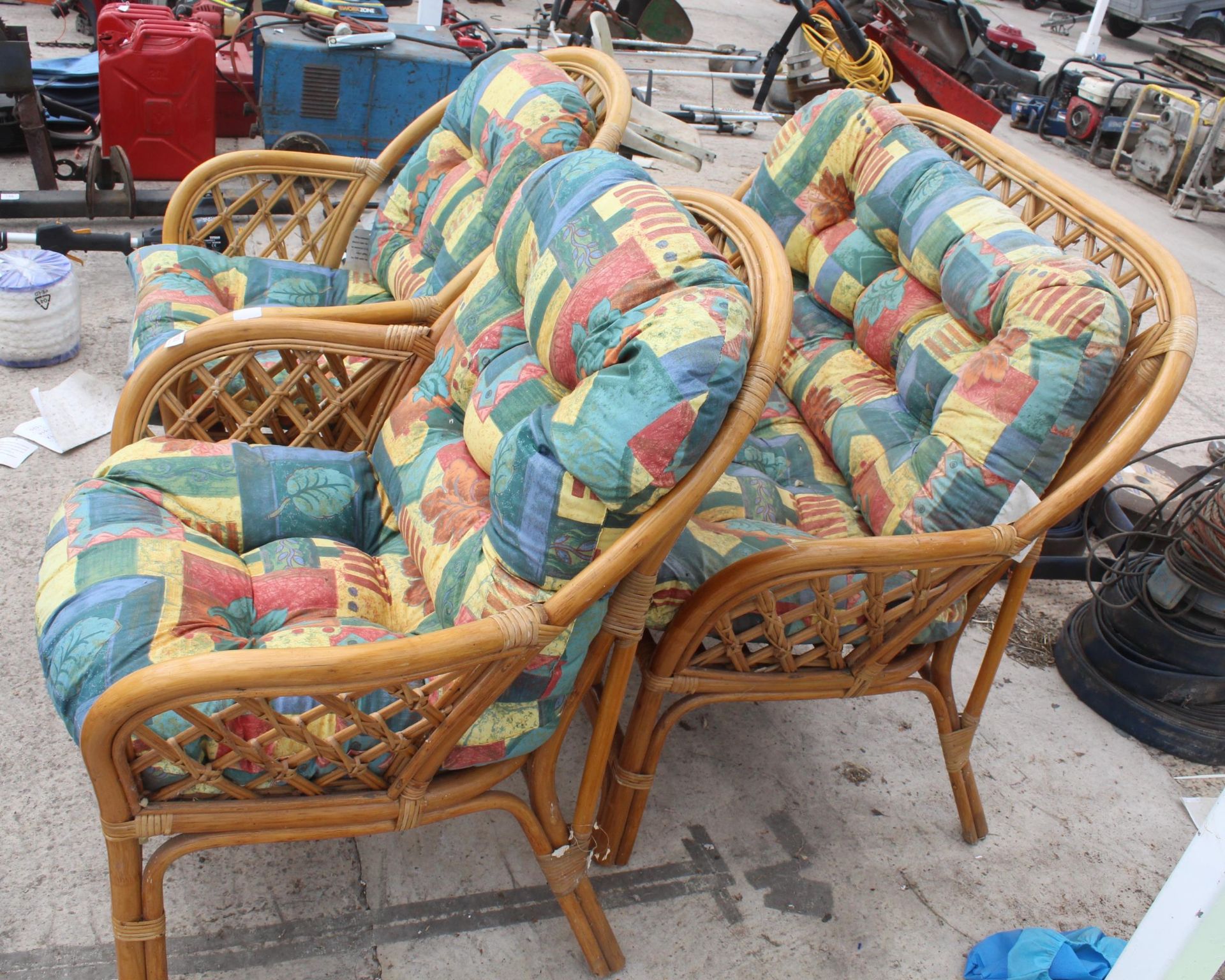 GARDEN WICKER SET NO VAT - Image 2 of 4