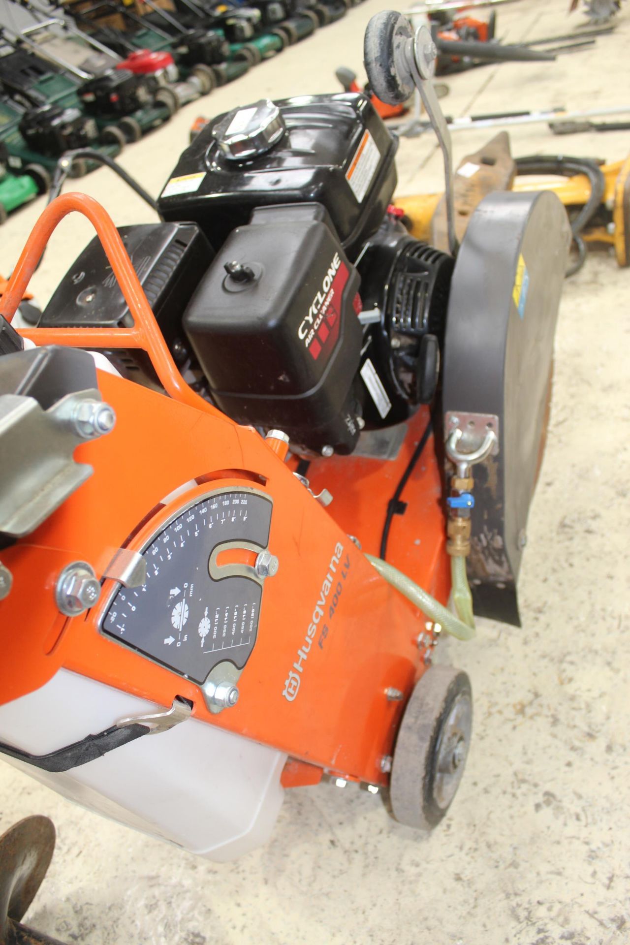 HUSQVARNA FS 400 LV FLOOR SAW WITH CYCLONE AIR CLEANER NO VAT - Image 5 of 7