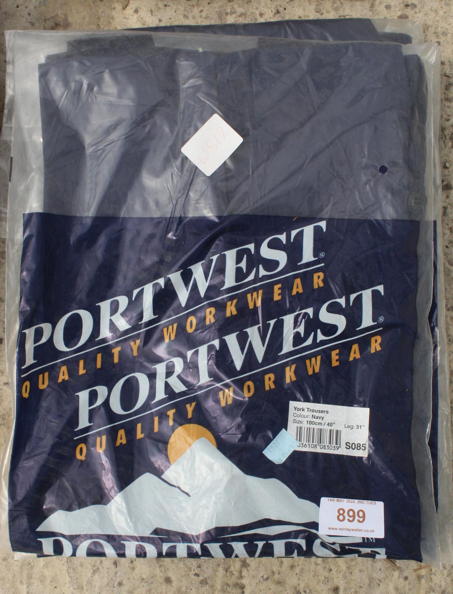 3 PARTWEST NAVY TROUSERS 40" NO VAT