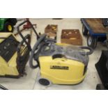 KARCHER CARPET CLEANER IN WORKING ORDER NO VAT