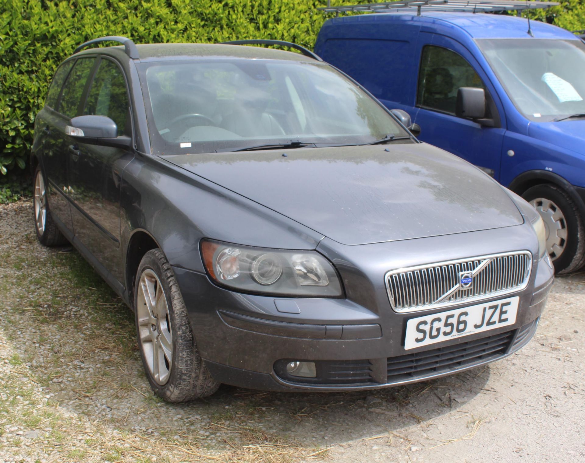 VOLVO V50 1.8 SG56JZE MANUAL PETROL APPROX 105000 MILES 12 MONTHS MOT NEW TYRES ON / WHEEL