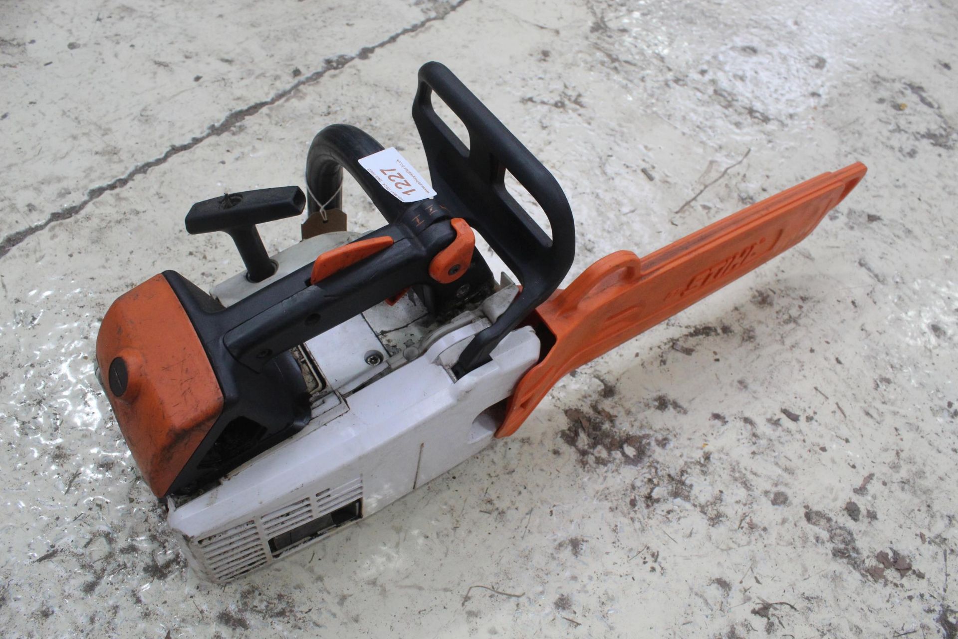 STIHL MS200 TOP HANDLE CHAINSAW IN WORKING ORDER NO VAT - Image 2 of 2