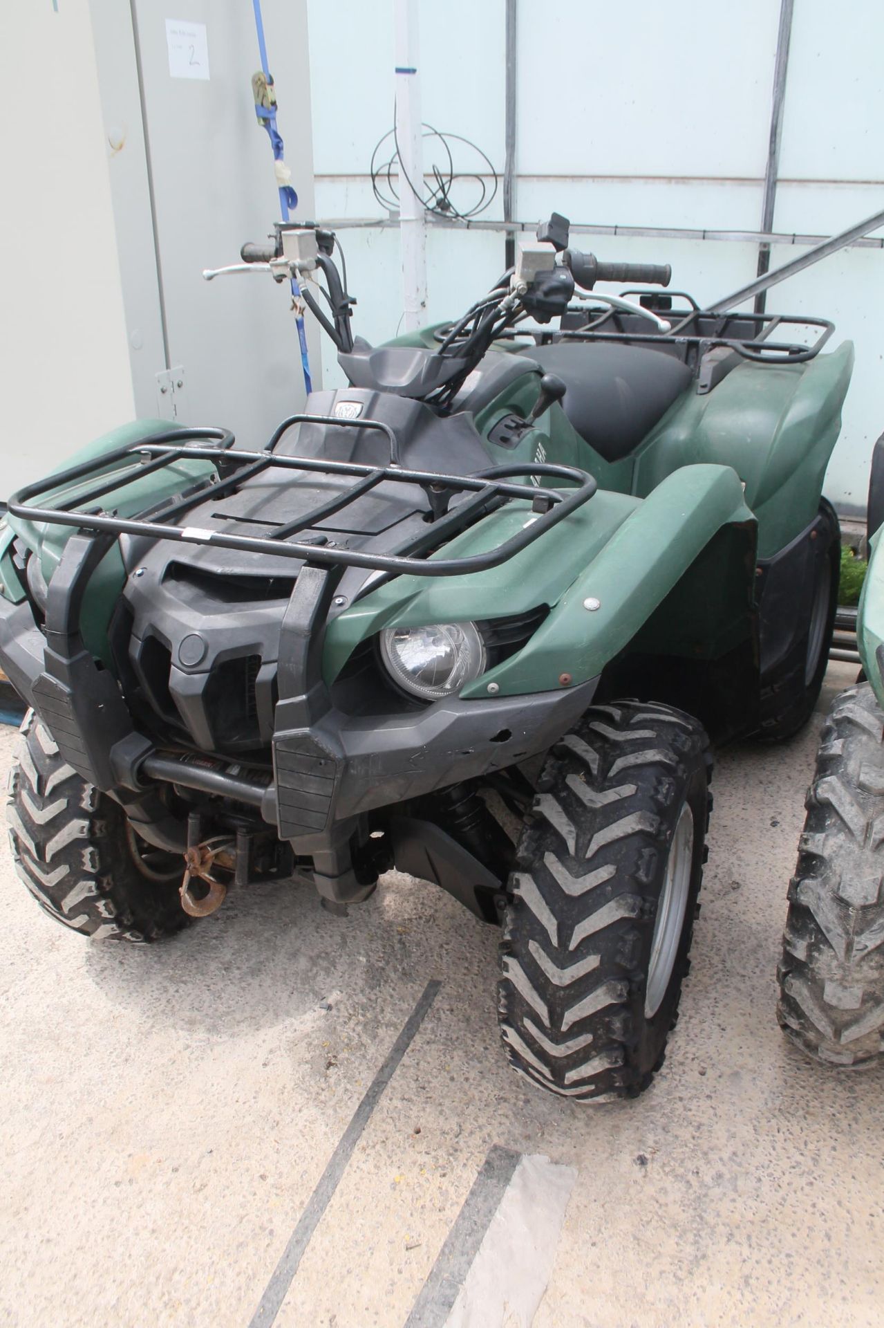 2015 YAMAHA GRIZZLY 550 IRS QUAD BIKE, ROAD LEGAL, AUTOMATIC, POWER STEERING, REG NUMBER WA15 CJX,