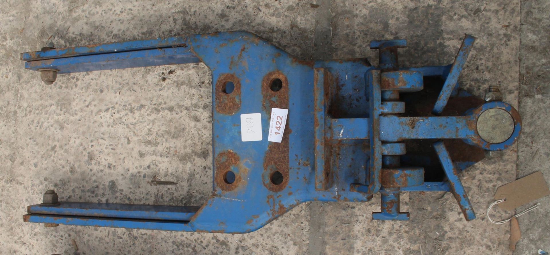 FORD 20 SERIES PICK UP HITCH (1920) IN WORKING ORDER NO VAT