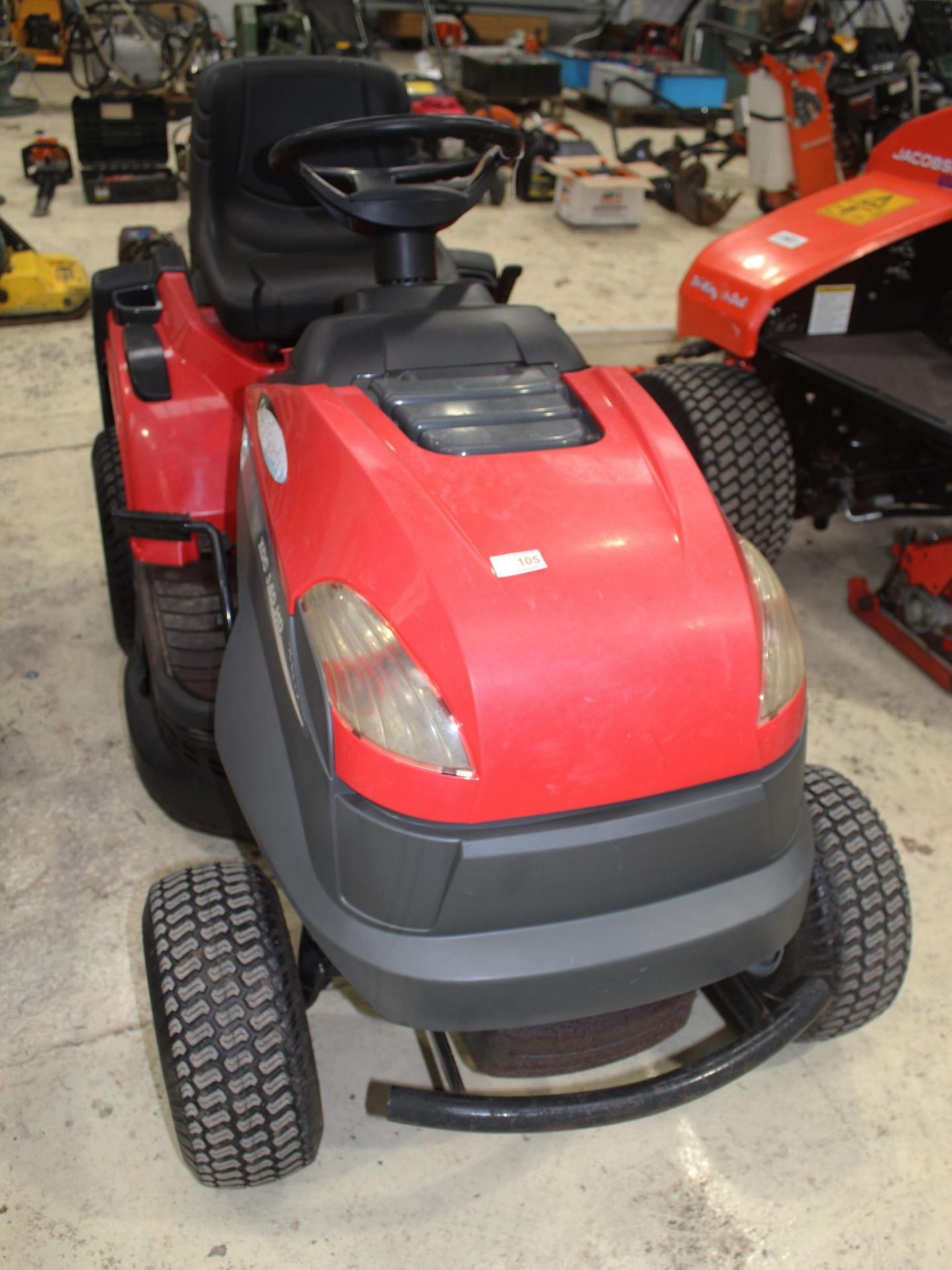 CASTLE GARDEN VPC 140 HD RIDE ON MOWER IN WORKING ORDER NO VAT