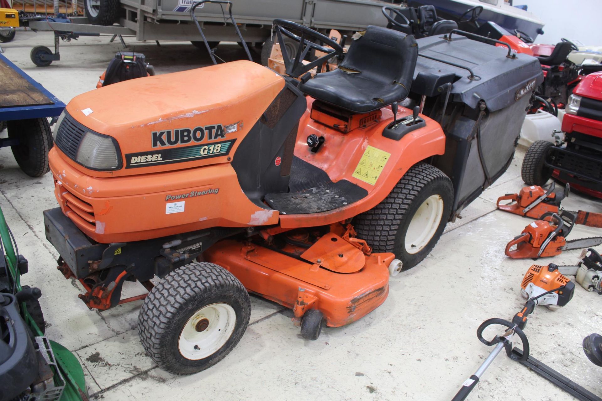 KUBOTA GLO DIESEL RIDE ON MOWER IN WORKING ORDER NO VAT