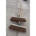 2 GARDEN BRUSHES NO VAT