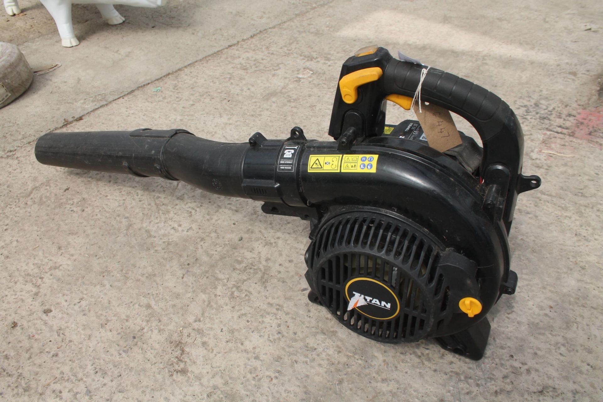 TITAN LEAF BLOWER IN WORKING ORDER NO VAT - Image 2 of 2