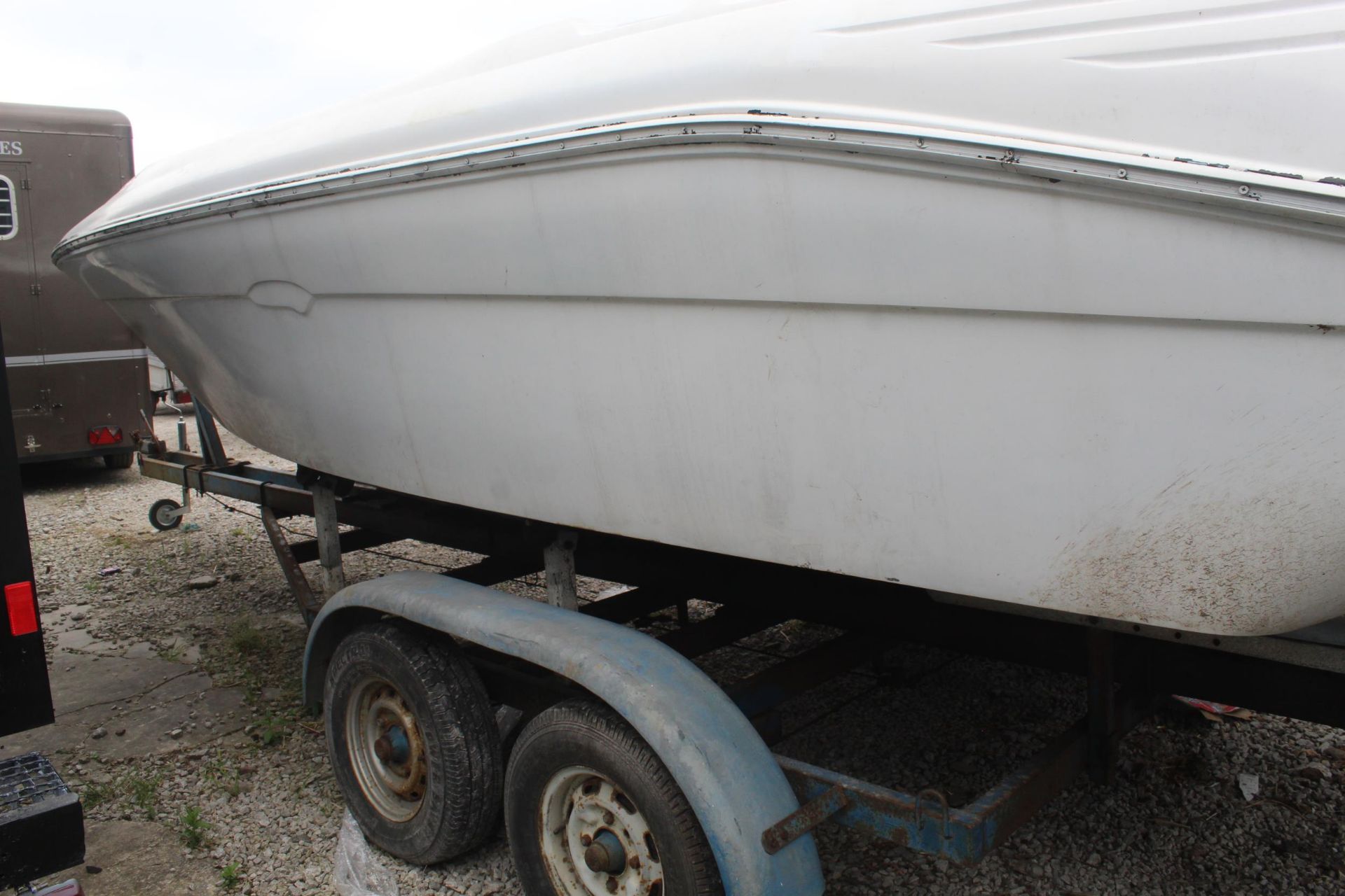 1991 SEARAY 220 WITH MERCRUISER V8/5.7 BRAVO DRIVE WITH SPEED BOAT/TRAILER NO VAT - Image 3 of 3