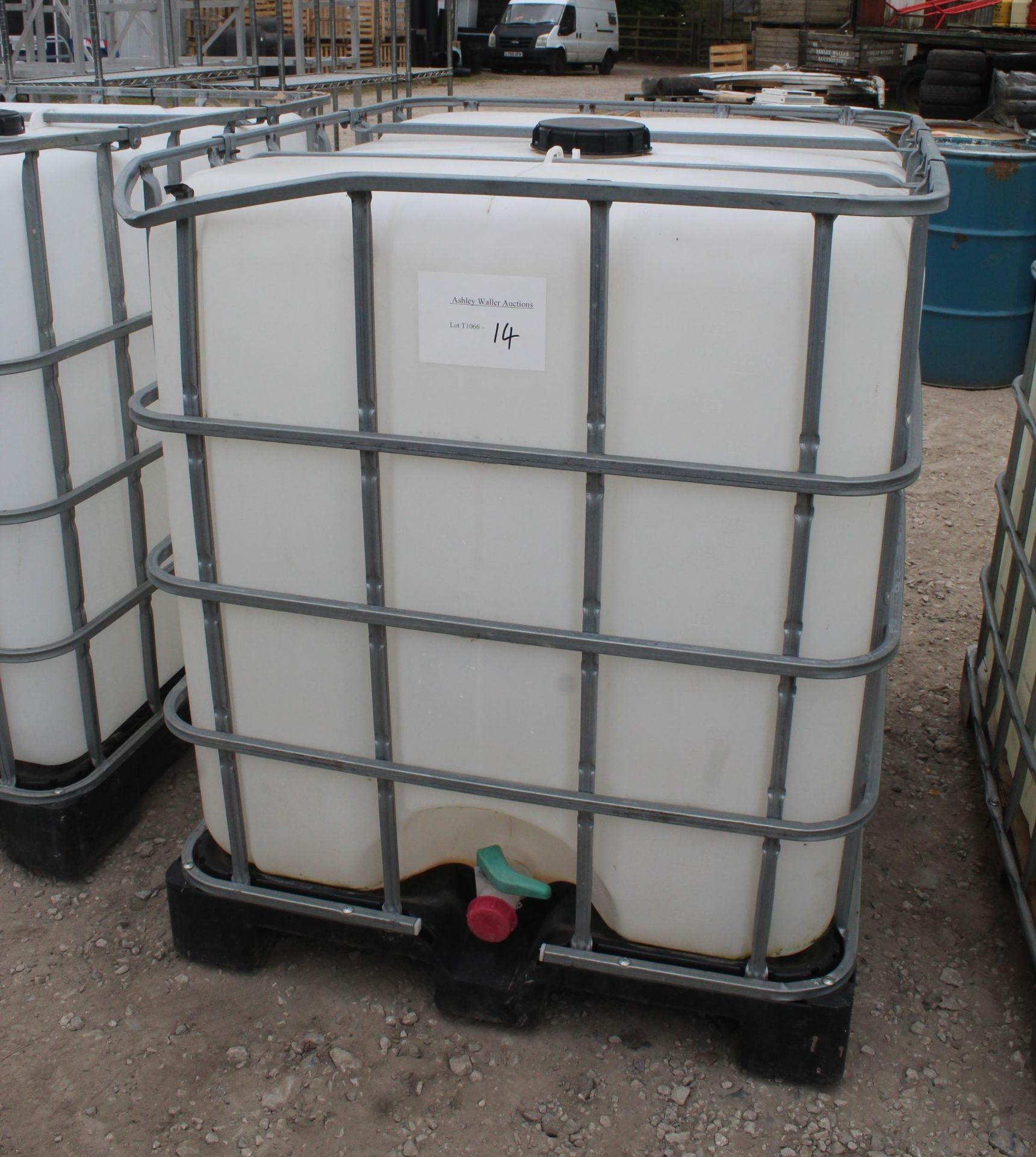 PALLET TANK + VAT