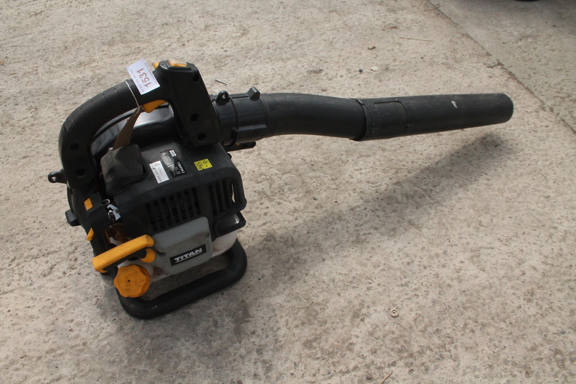 TITAN LEAF BLOWER IN WORKING ORDER NO VAT