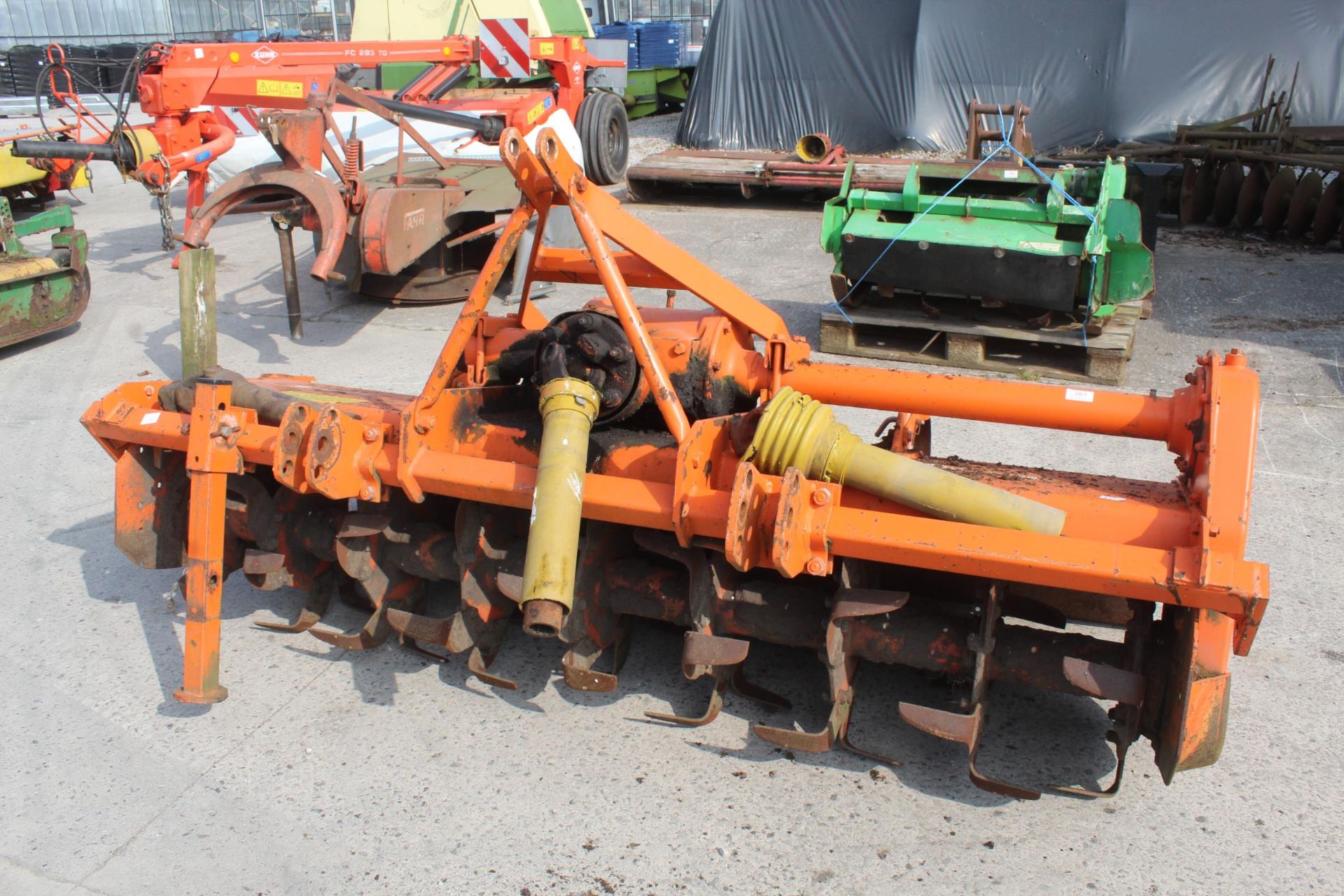 HOWARD ROTAVATOR IN WORKING ORDER + VAT