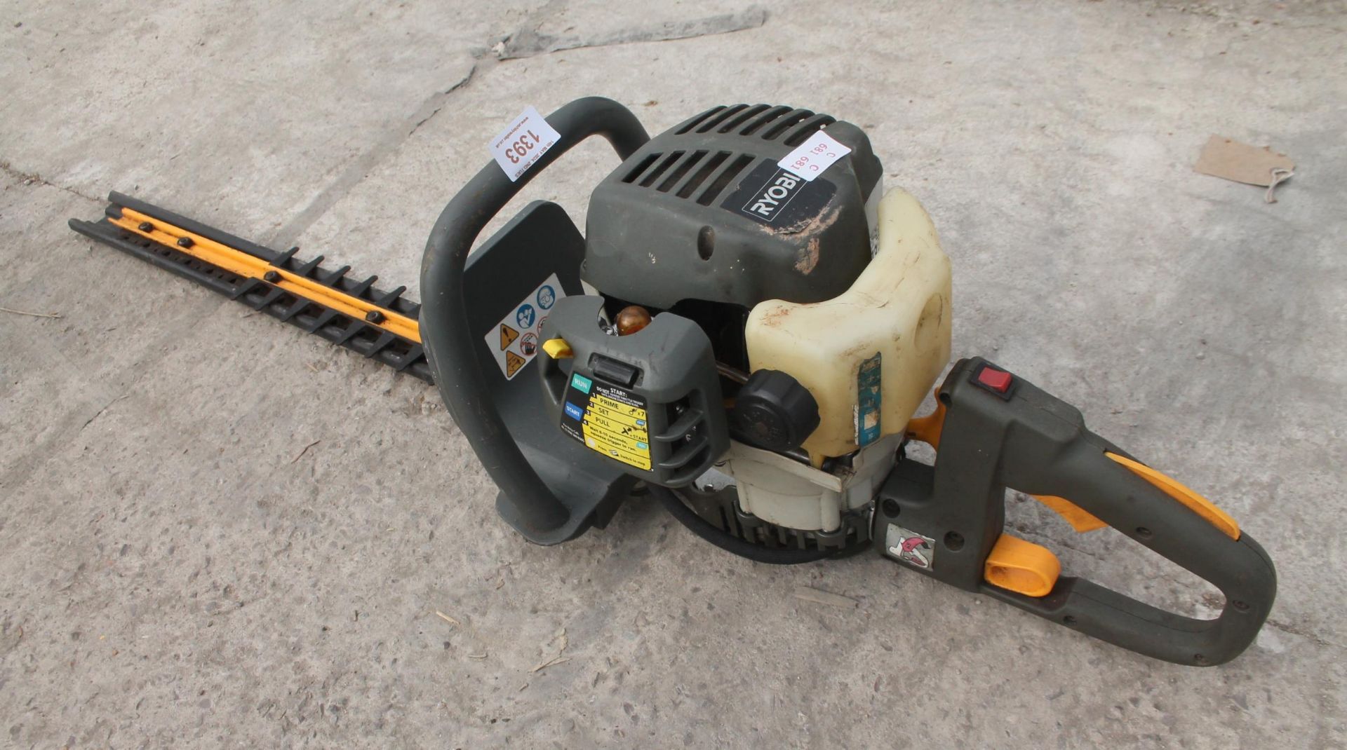 RYOBI HEDGE CUTTER NO VAT