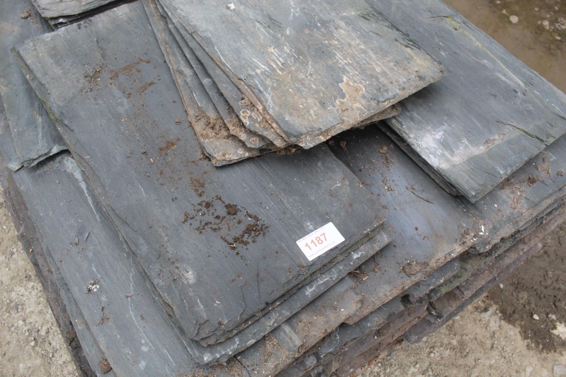 PALLET OF SLATE + VAT - Image 2 of 2