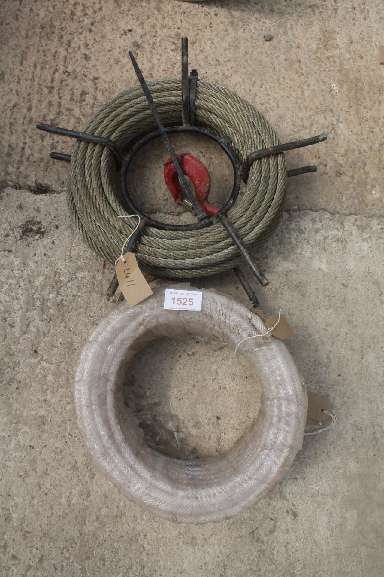 WINCH WIRE TOW ROPE WITH HOOK IN WORKING ORDER + VAT