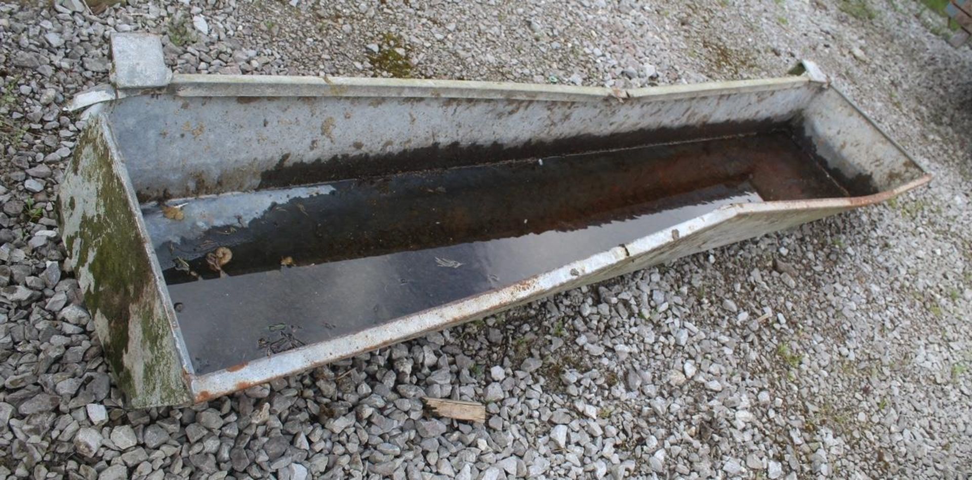 "HANG ON" CATTLE TROUGH + VAT