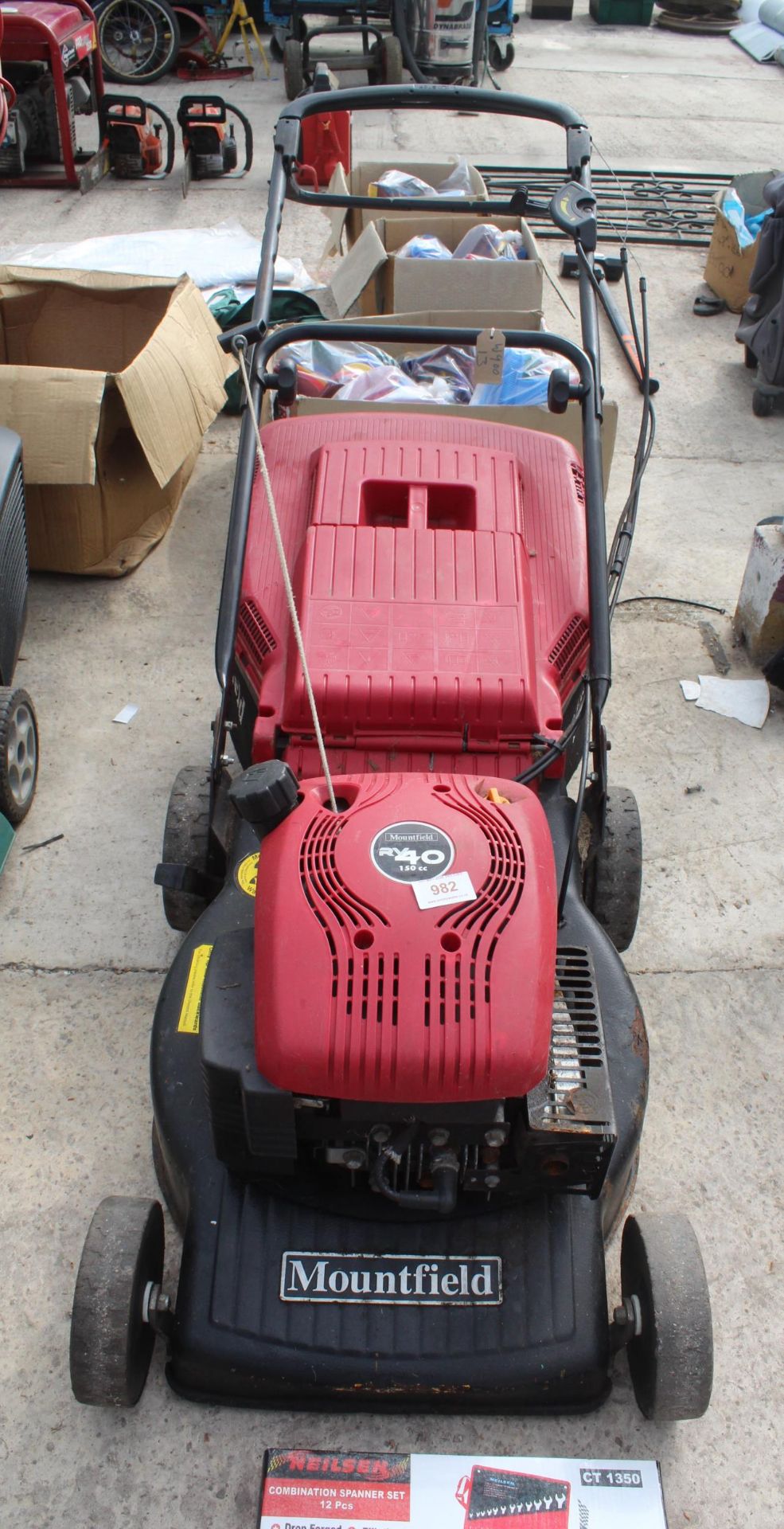 MOUNTFIELD PETROL S/P LAWN MOWER NO VAT