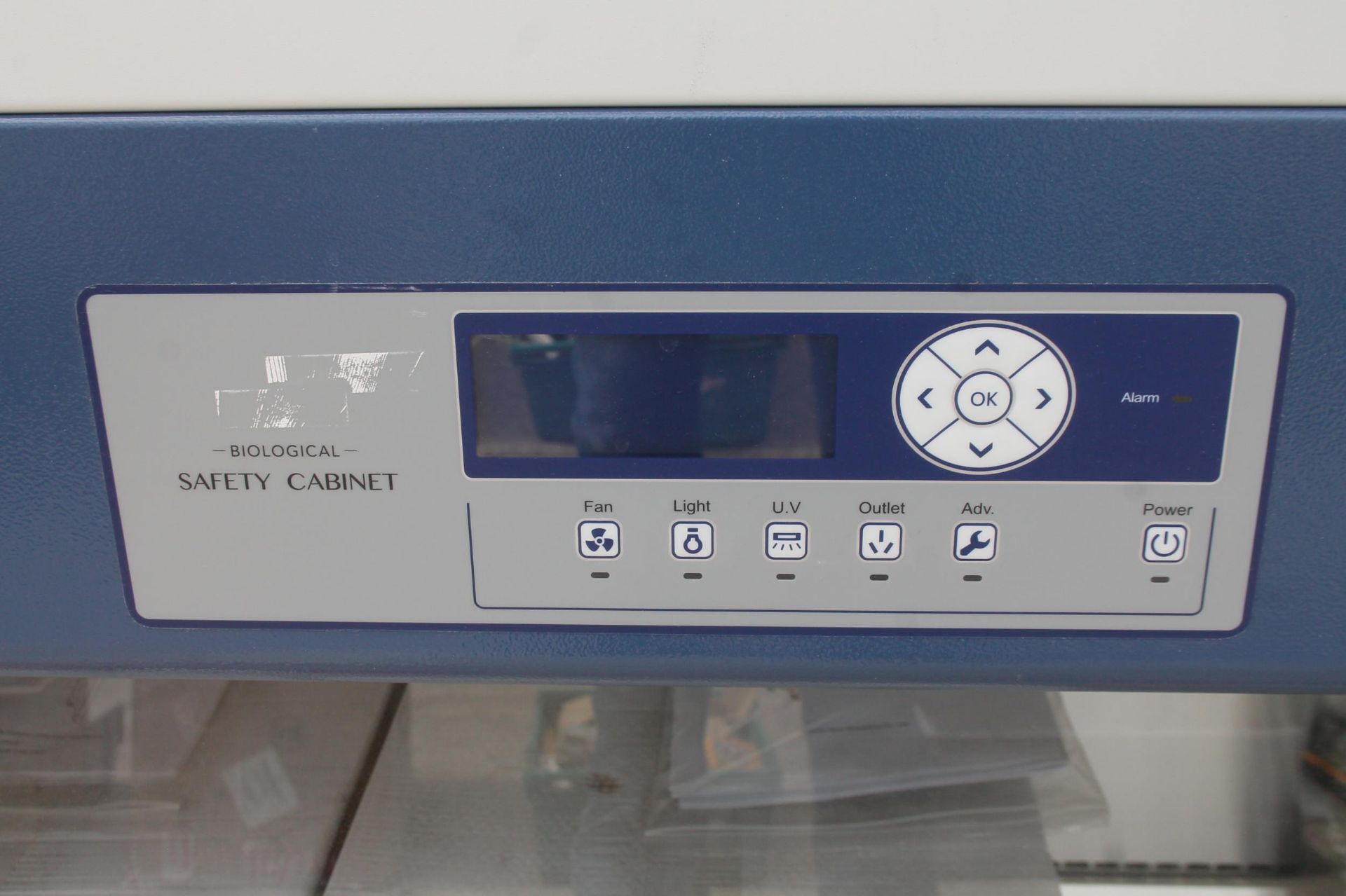 HAIER CLASS II MICROBIOLOGICAL SAFETY CABINET FUME EXTRACTOR . STAINLESS INTERNALS, HEPA FILTRATION, - Image 3 of 4