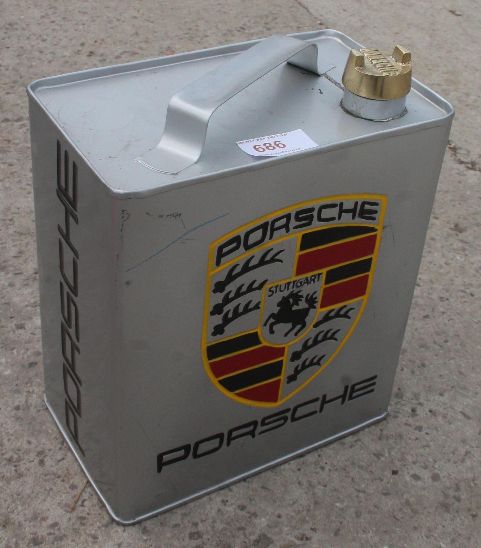 PORSCHE CAN + VAT