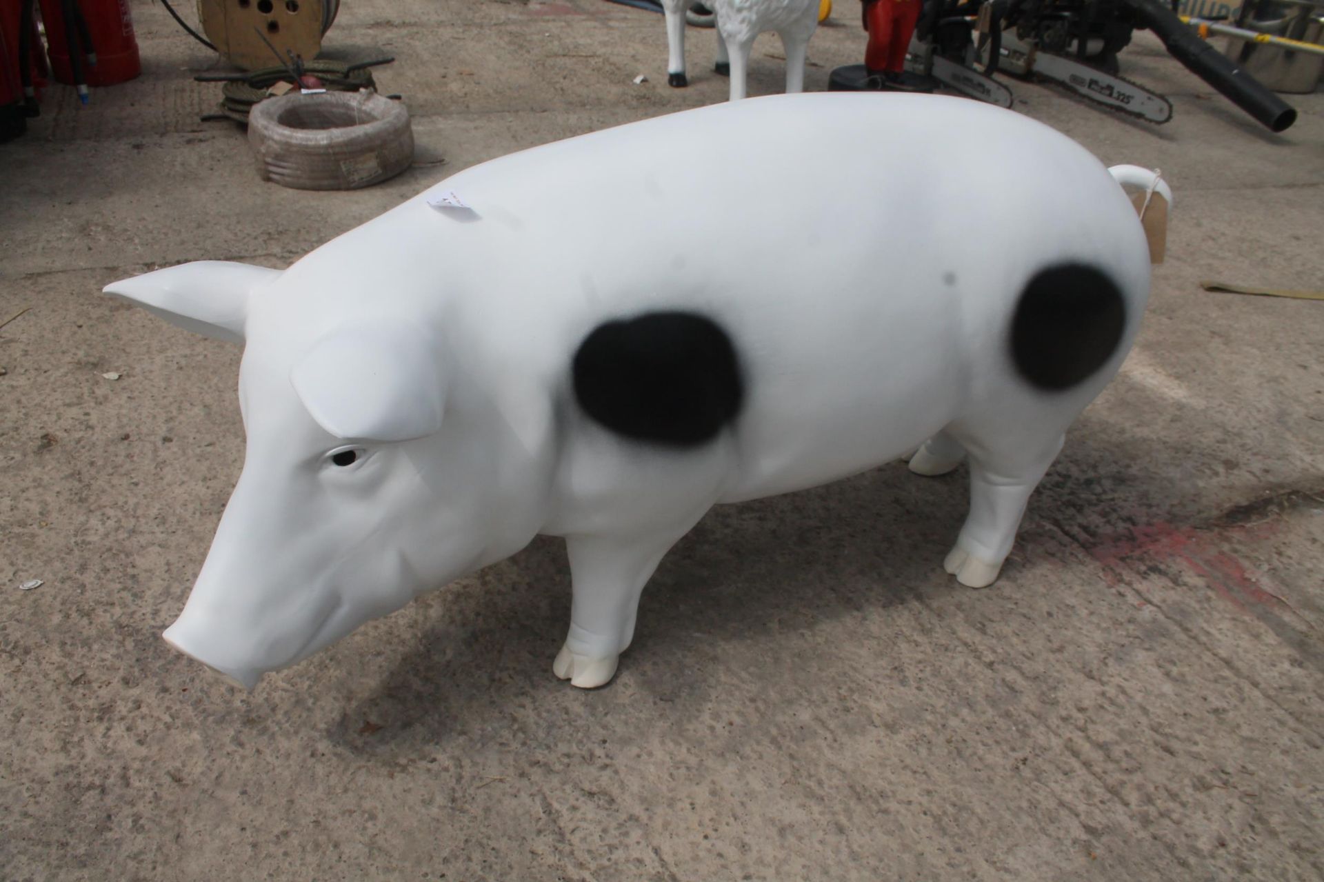 LARGE MODEL OF A GARDEN PIG NO VAT