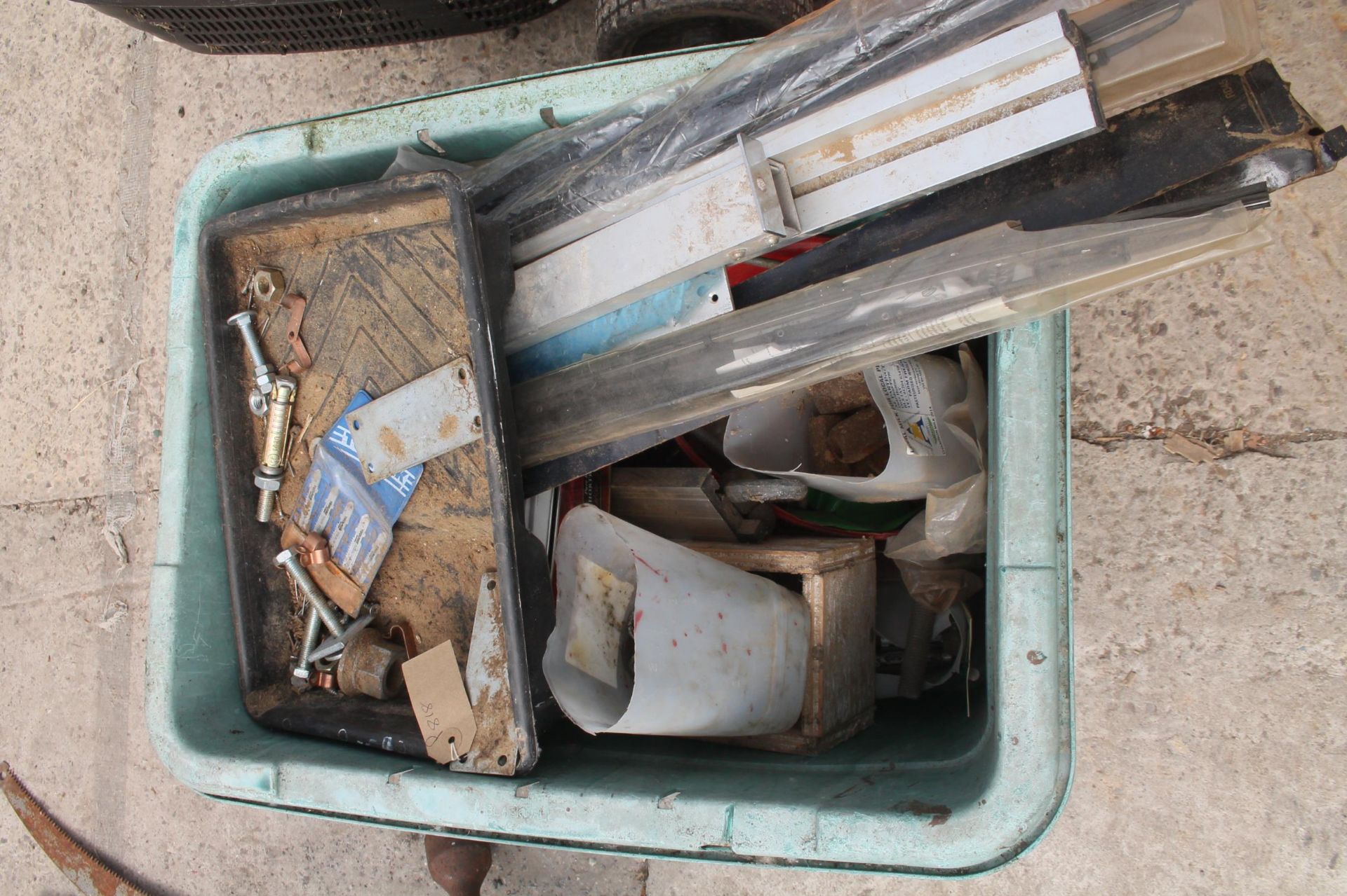 MULTI SPANNER, BOX OF NUTS AND BOLTS ETC. NO VAT - Image 3 of 3