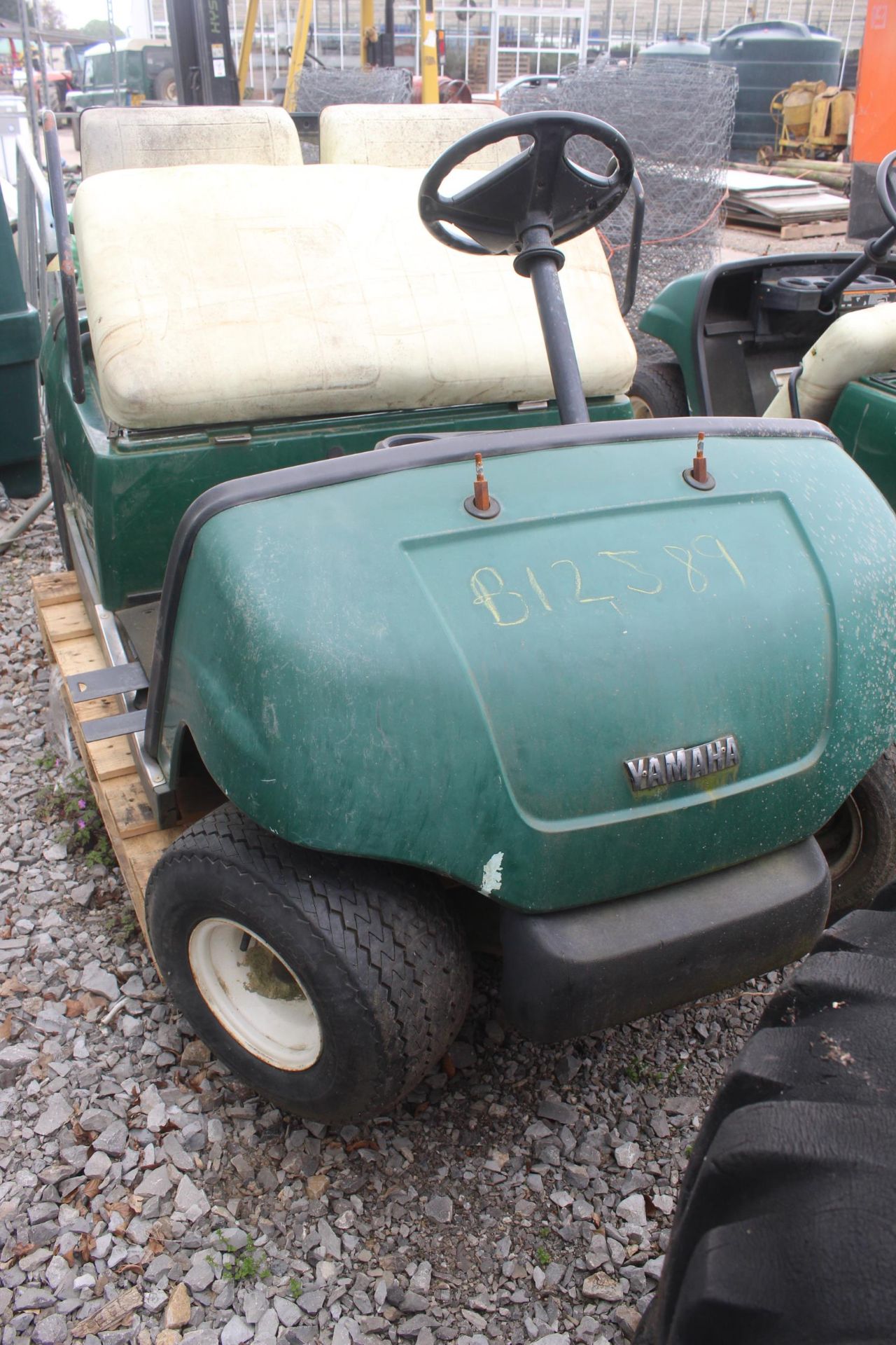 GOLF BUGGY YAMAHA FOR SPARES NO VAT - Image 2 of 3