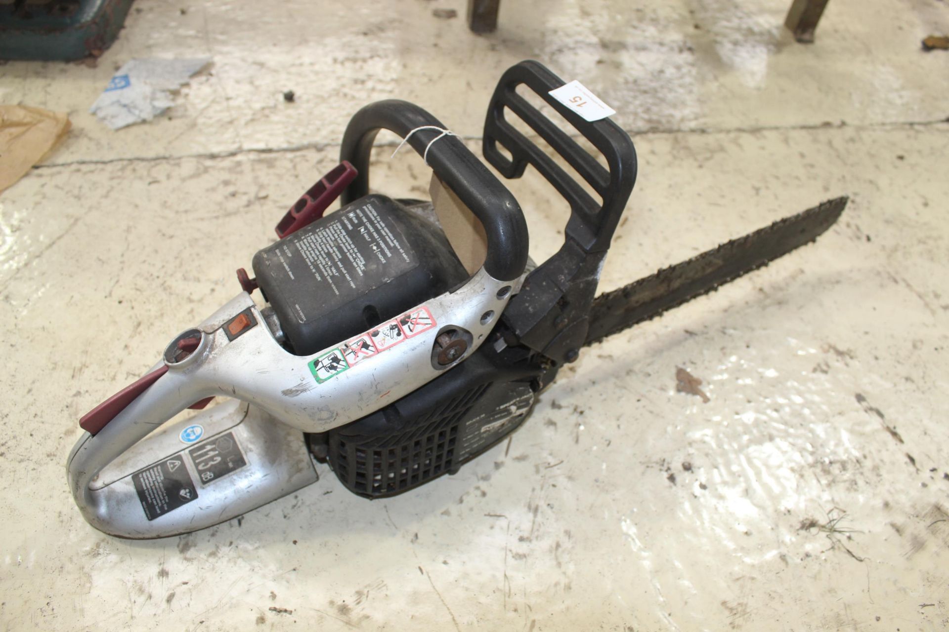 SPEAR & JACKSON SILVER PETROL CHAINSAW NO VAT - Image 2 of 2